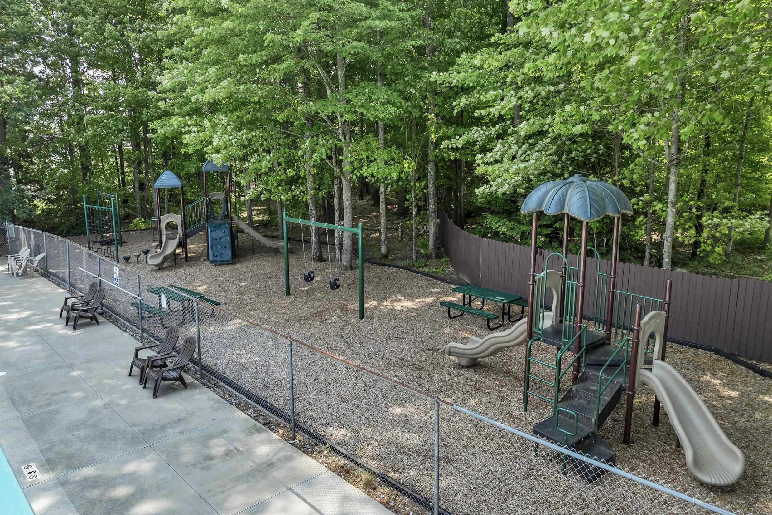 3 Bluffs Dr, Concord, NH 03303