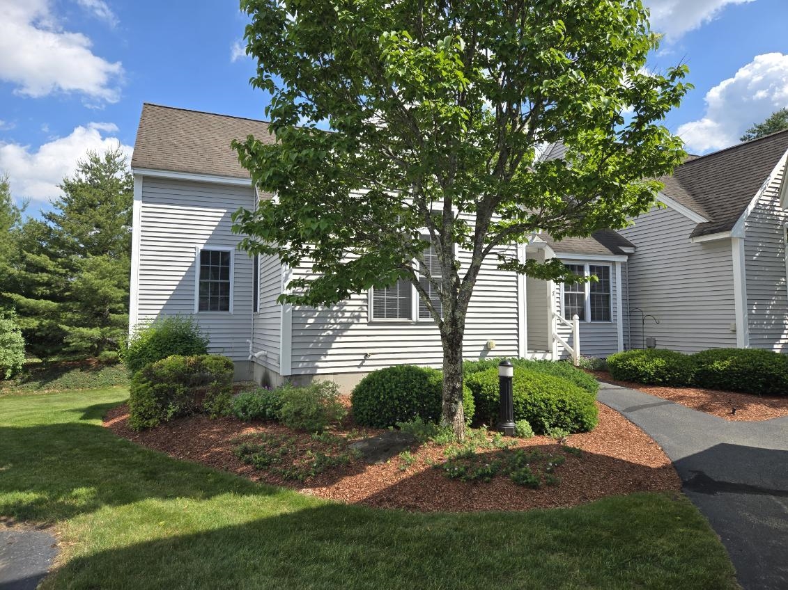 7 Rail Way, Hollis, NH 03049