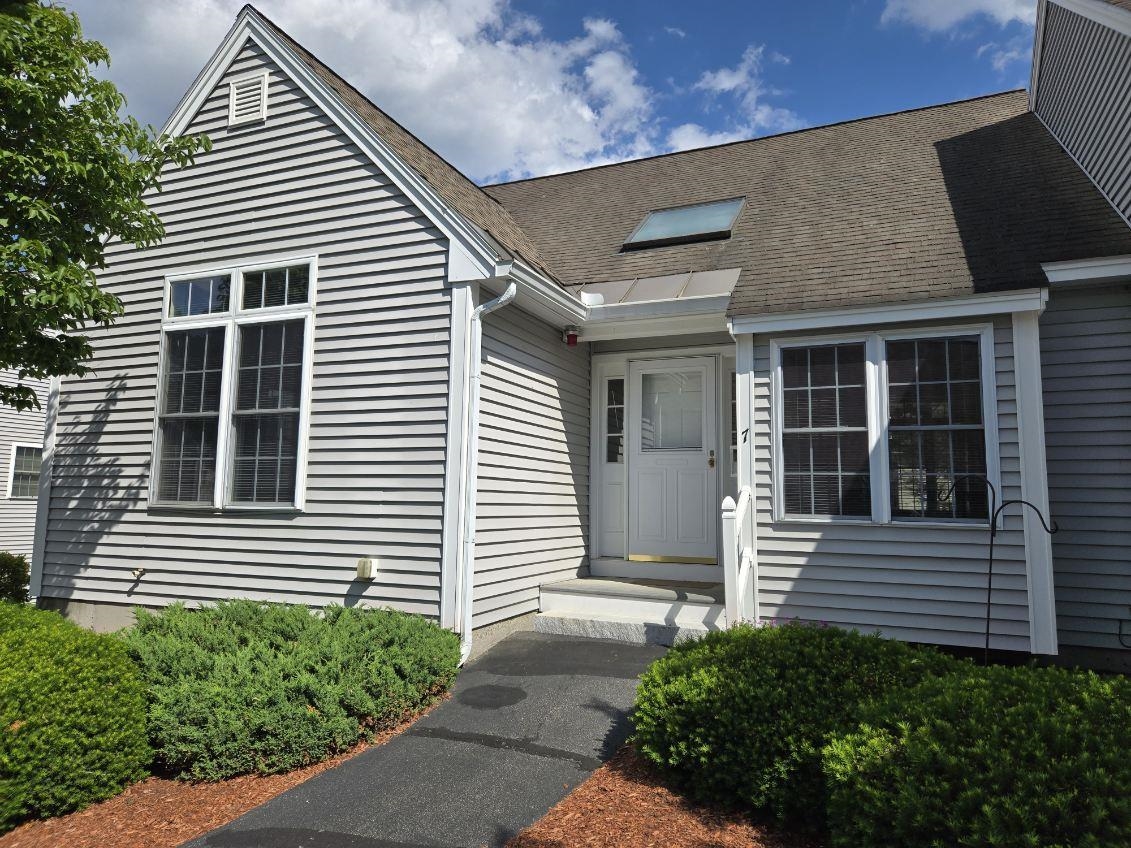 7 Rail Way, Hollis, NH 03049