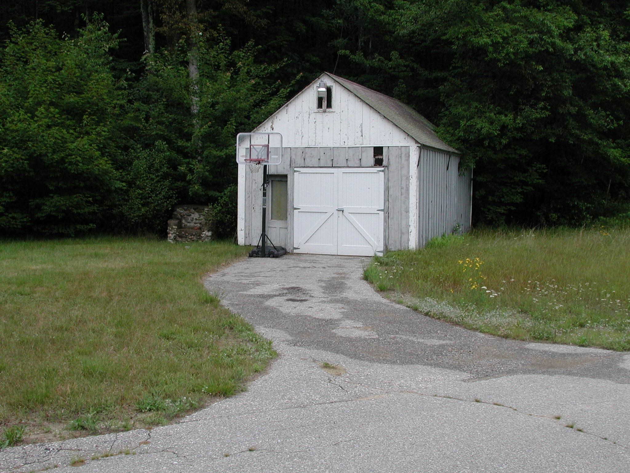 438 Route 106 South, Loudon, NH 03307