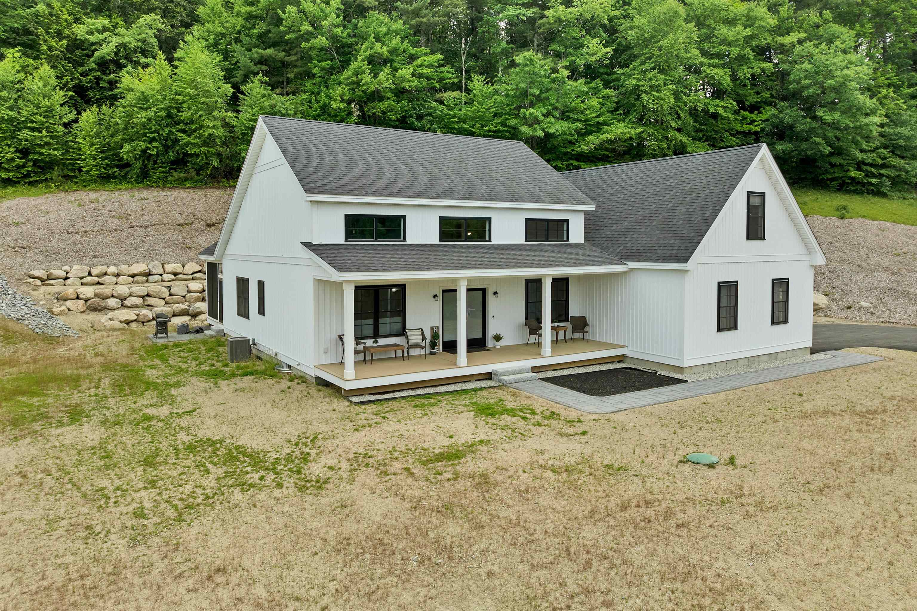 40 Christian Hill Rd, Amherst, NH 03031