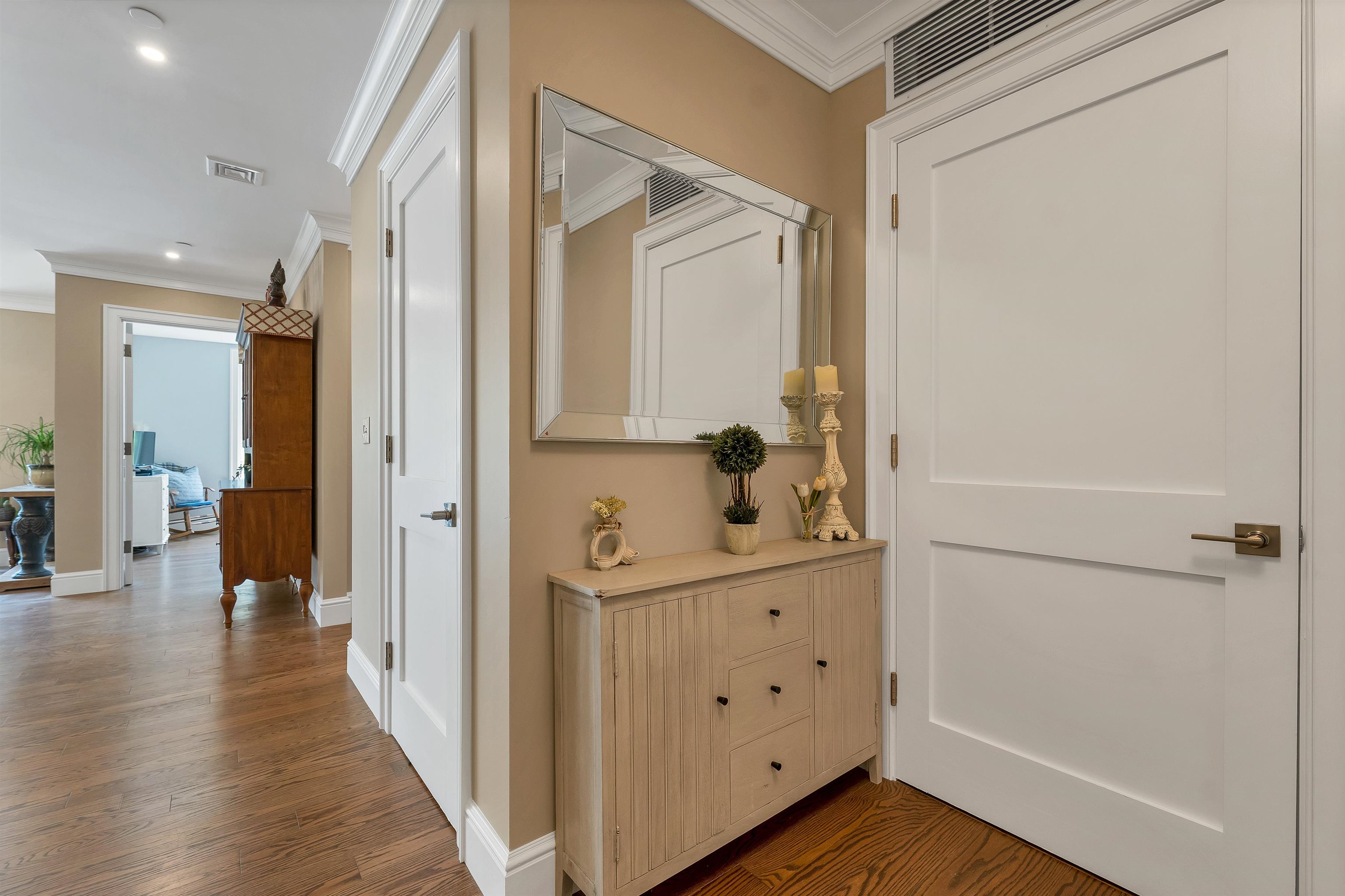 24 Willey Creek Rd #208, Exeter, NH 03833