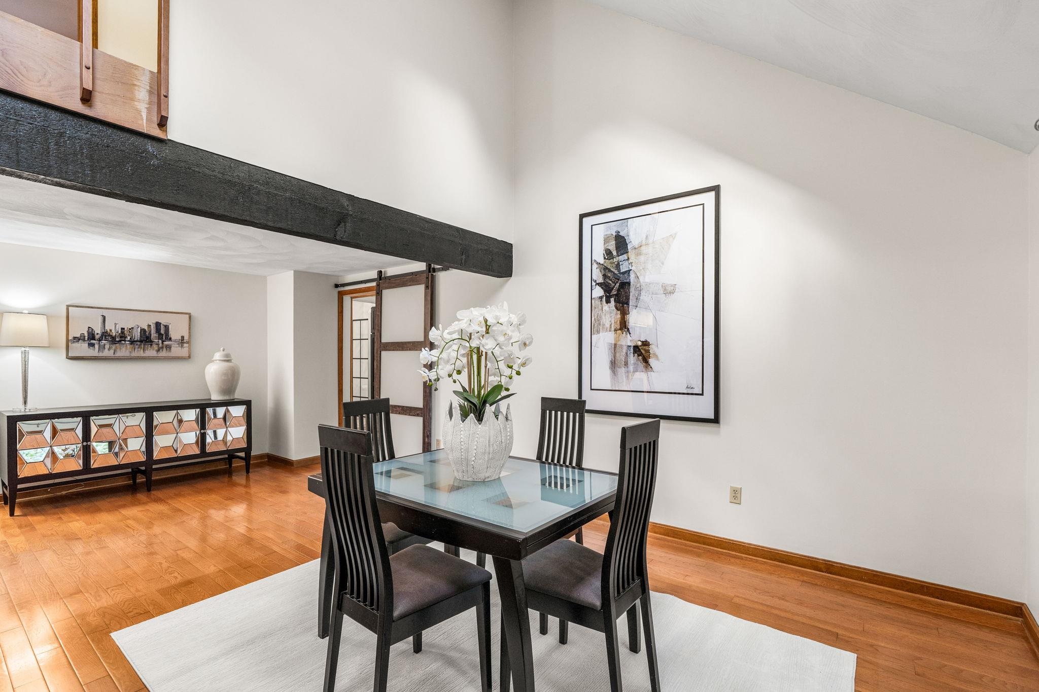301 N Amherst Rd, Bedford, NH 03110
