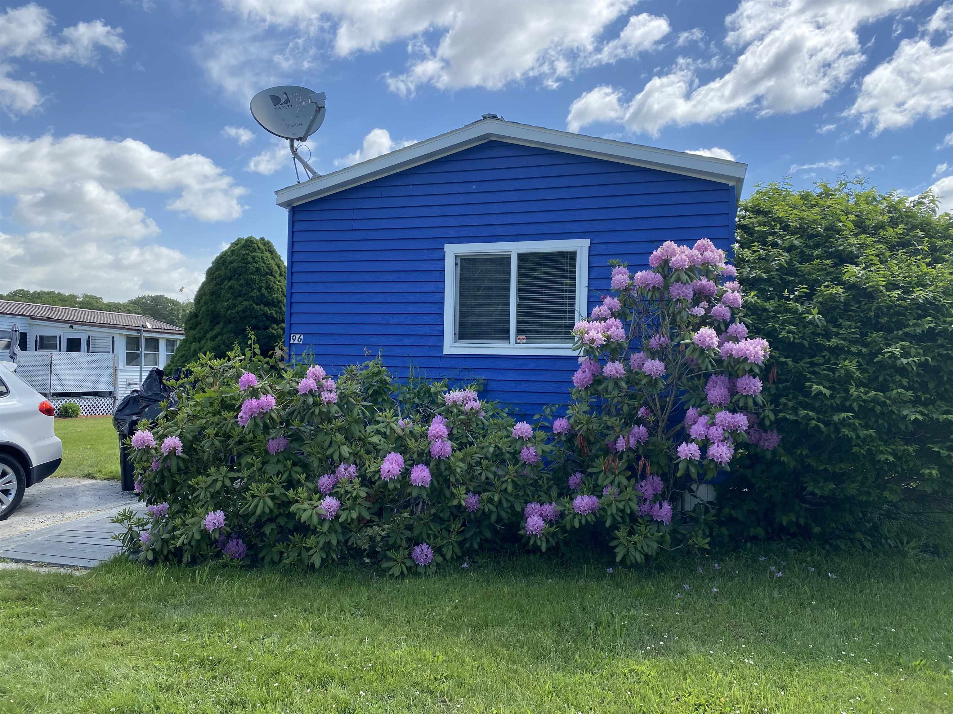 96 Whippoorwill St, Seabrook, NH 03874