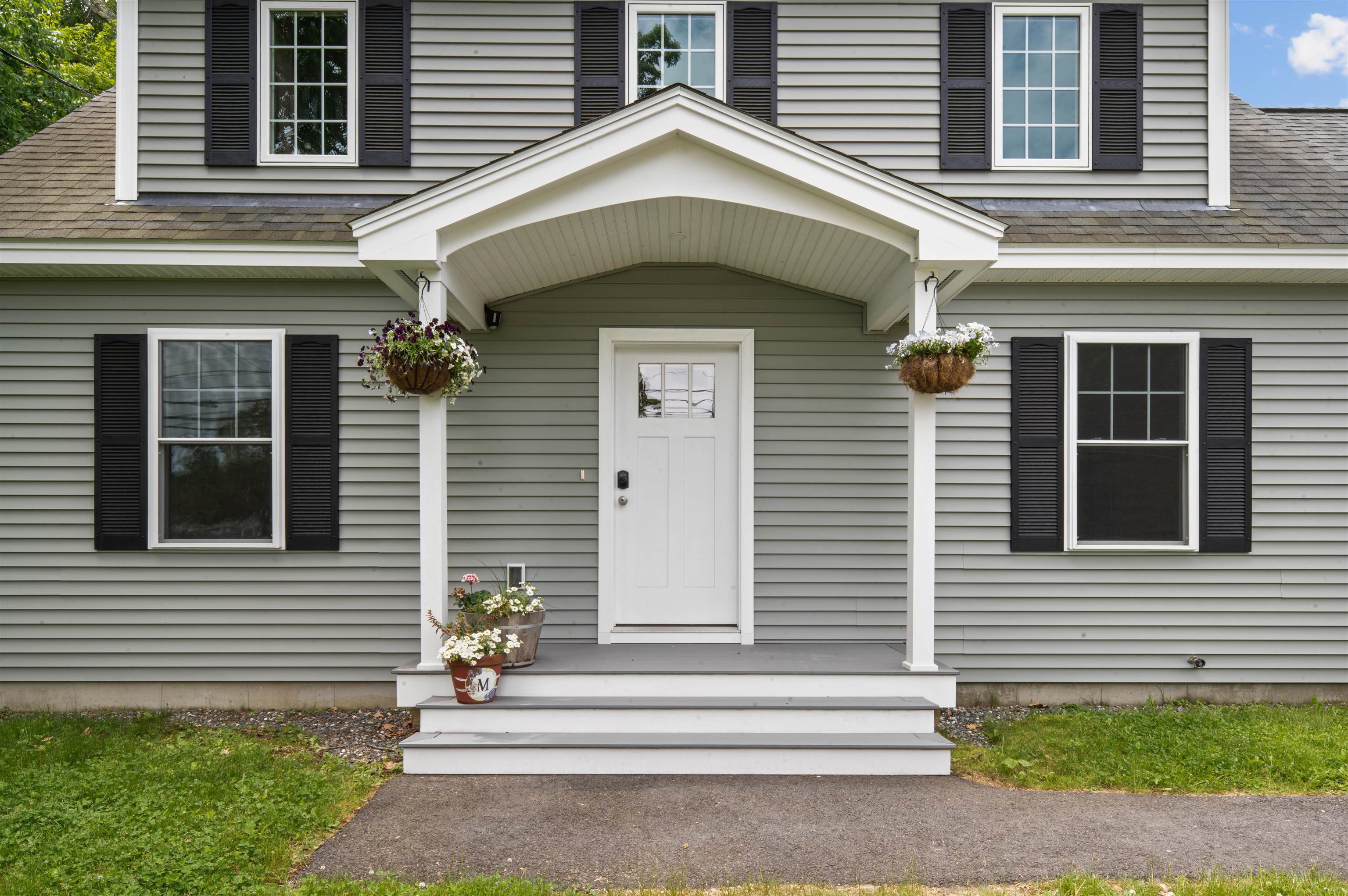 7 Hampton Rd #2, Exeter, NH 03833