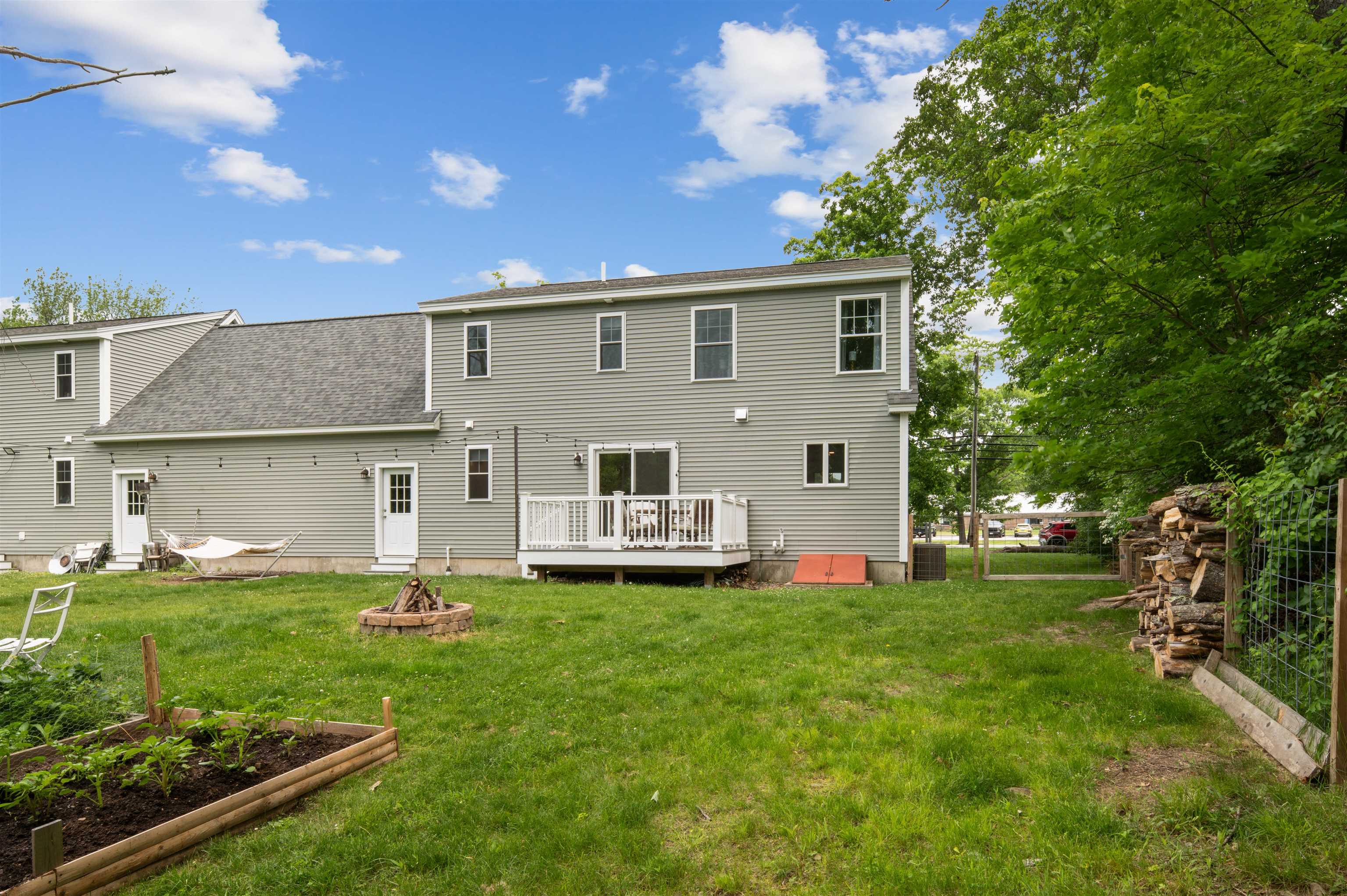 7 Hampton Rd #2, Exeter, NH 03833