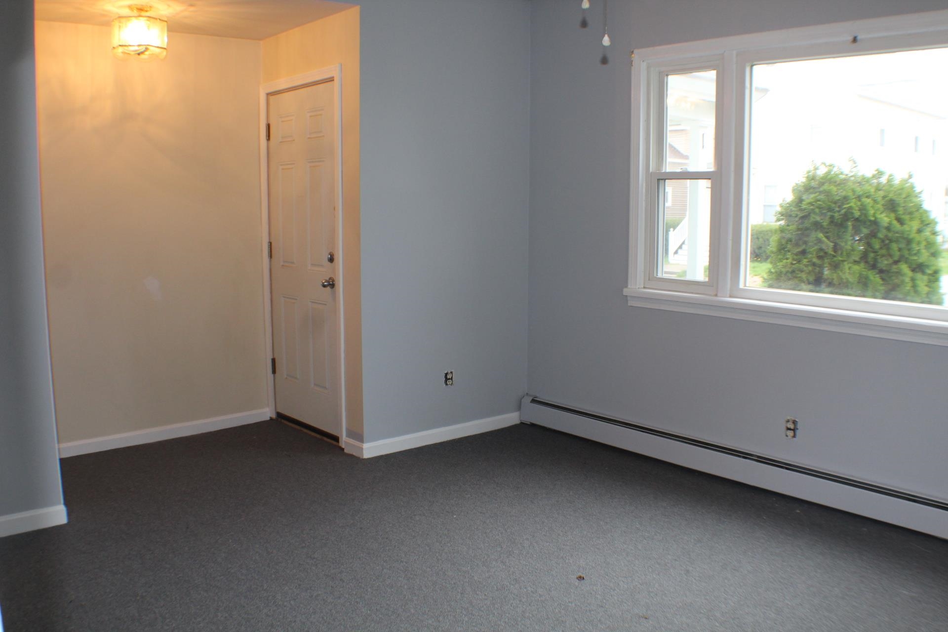 33 Kearsarge St, Manchester, NH 03102