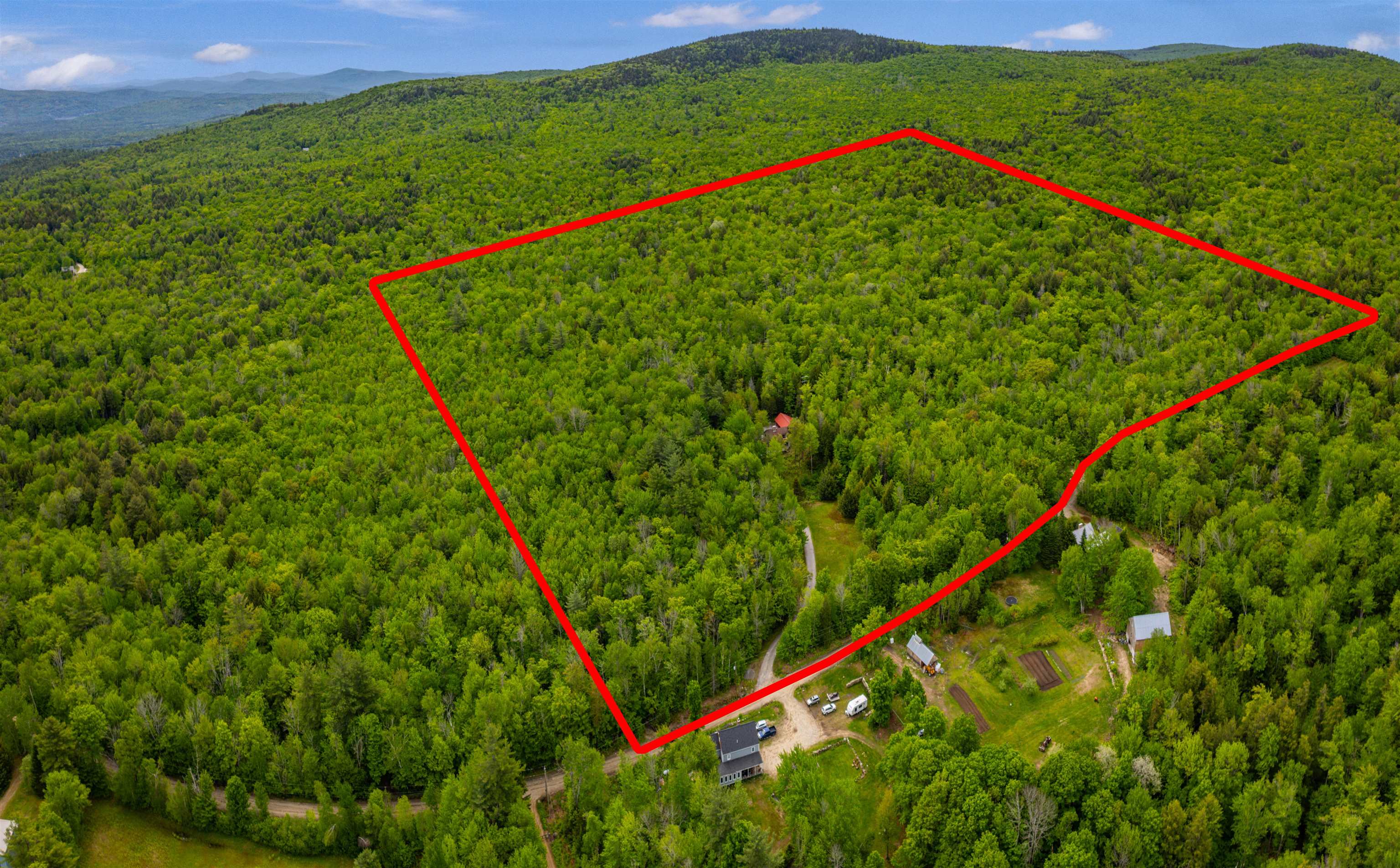 Photo 2 of Single family home for sale at 269 Knowles Hill Rd, Alexandria, NH 03222 | MLS# 5094780 | Listing updated on 2026-09-15