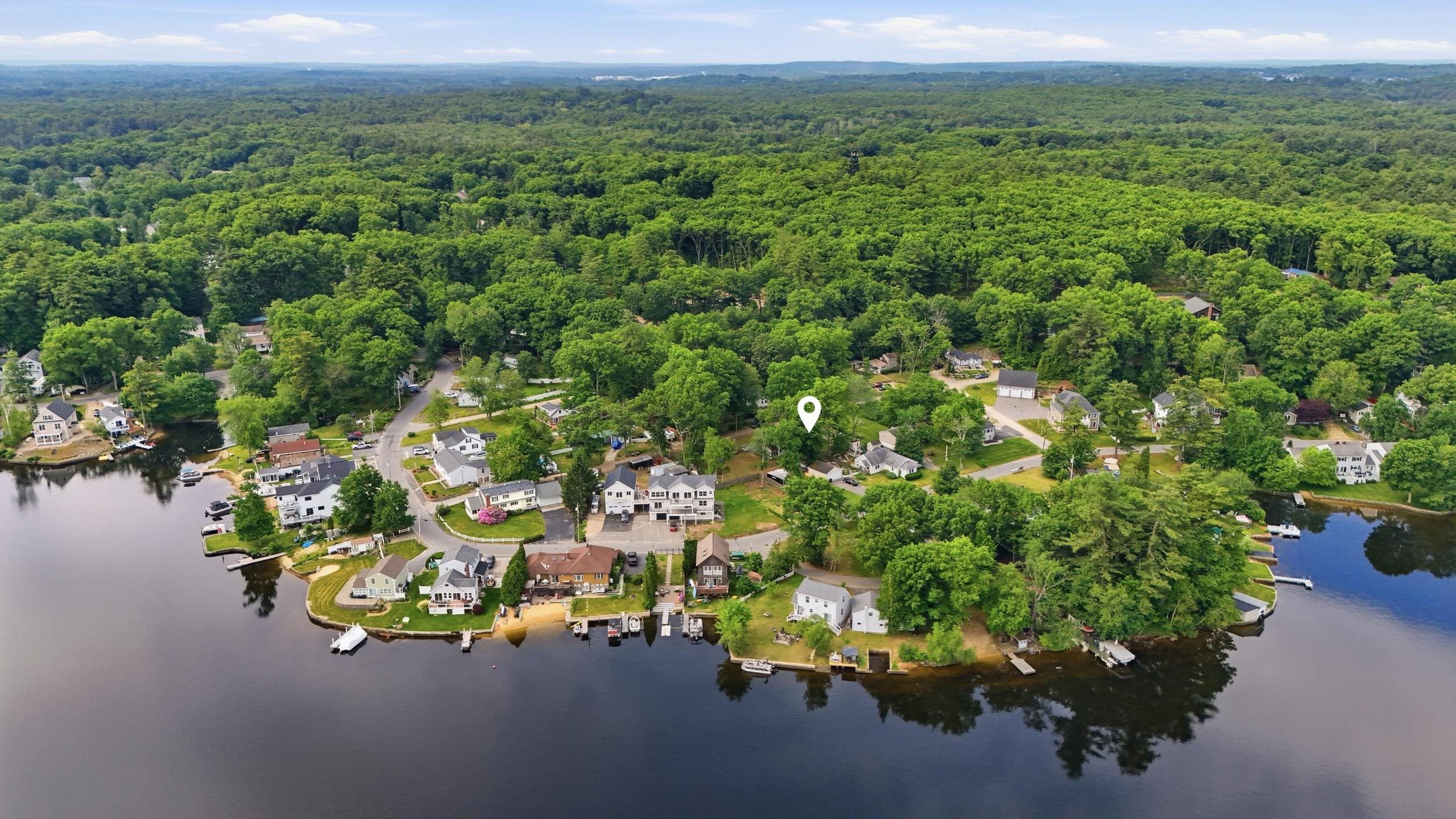 12 James St, Salem, NH 03079