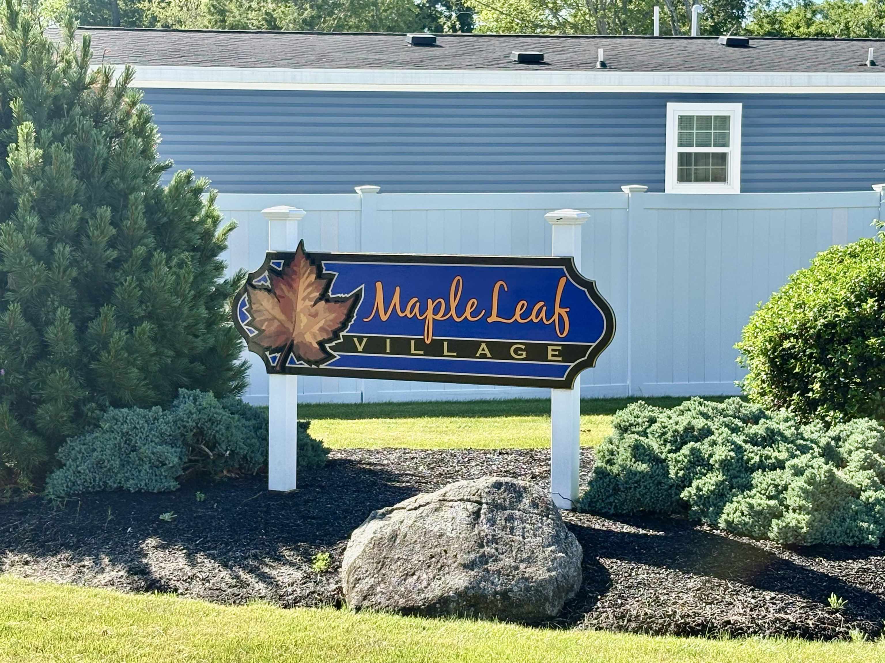 63 Oak Dr #88, North Hampton, NH 03862