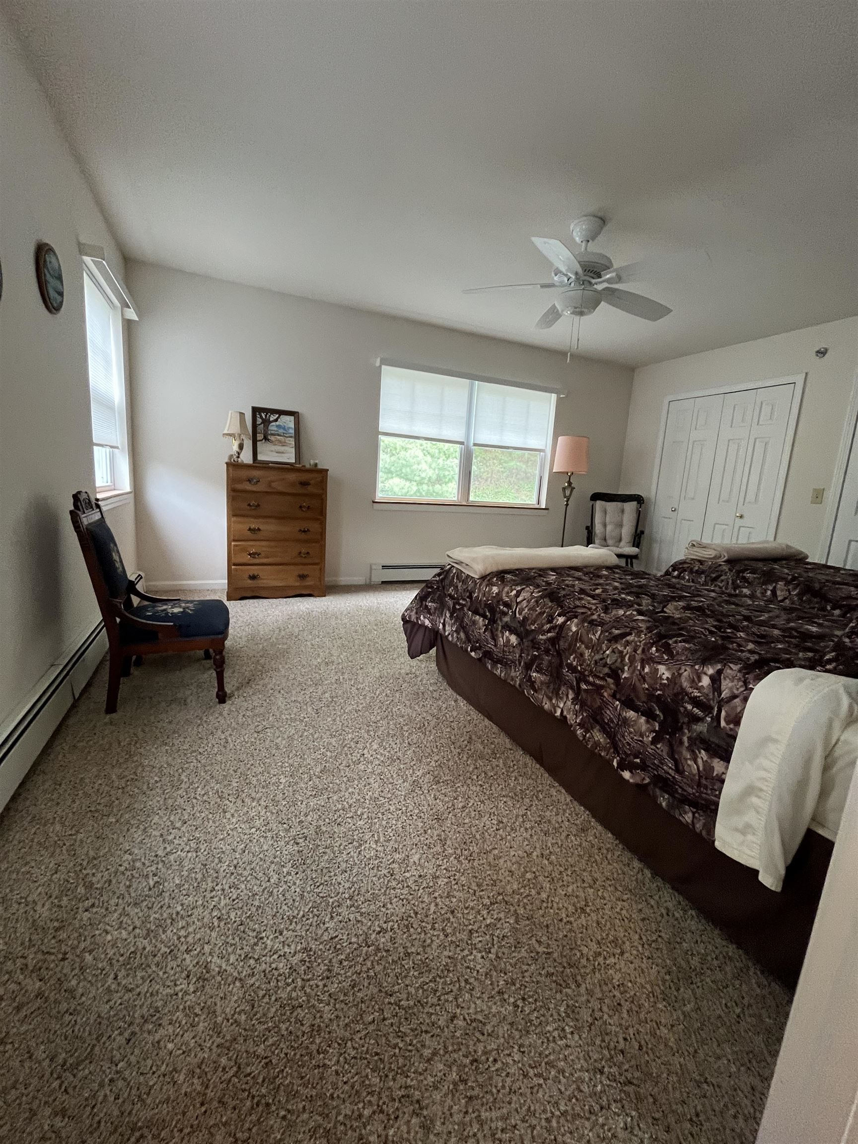 2nd floor bedroom 25547683