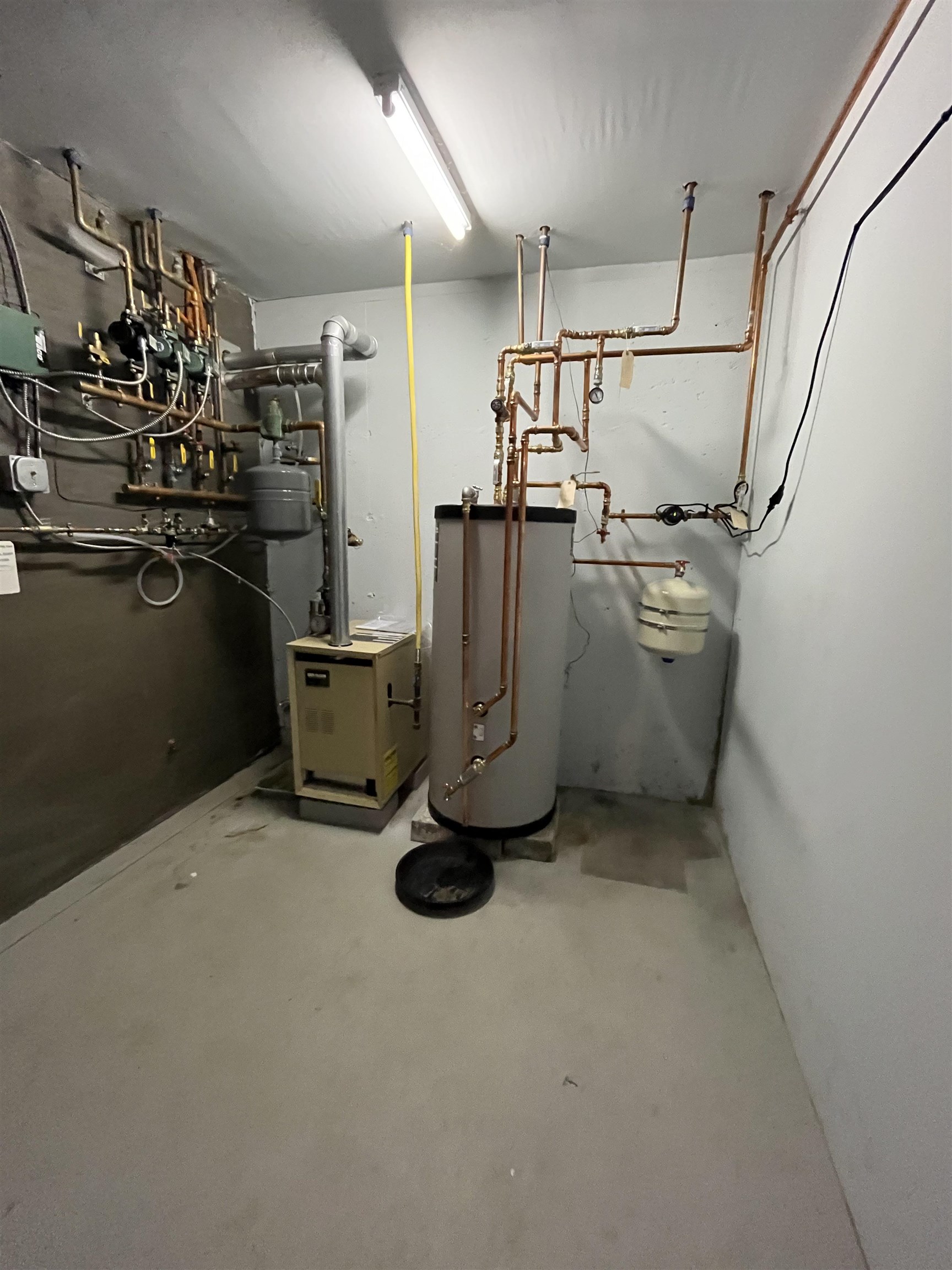 Utility - basement 25547688