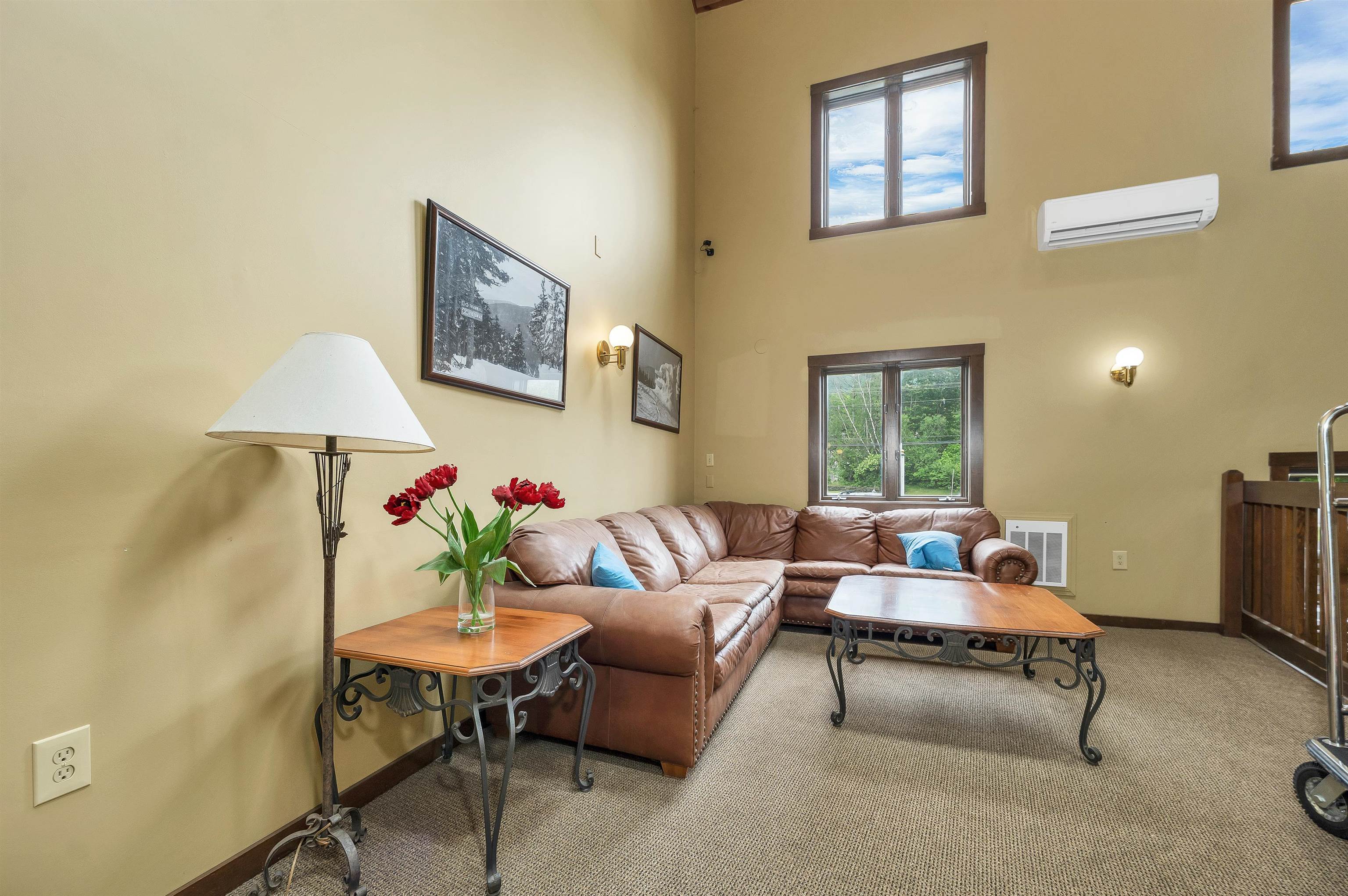 227 Main St #328, Lincoln, NH 03251