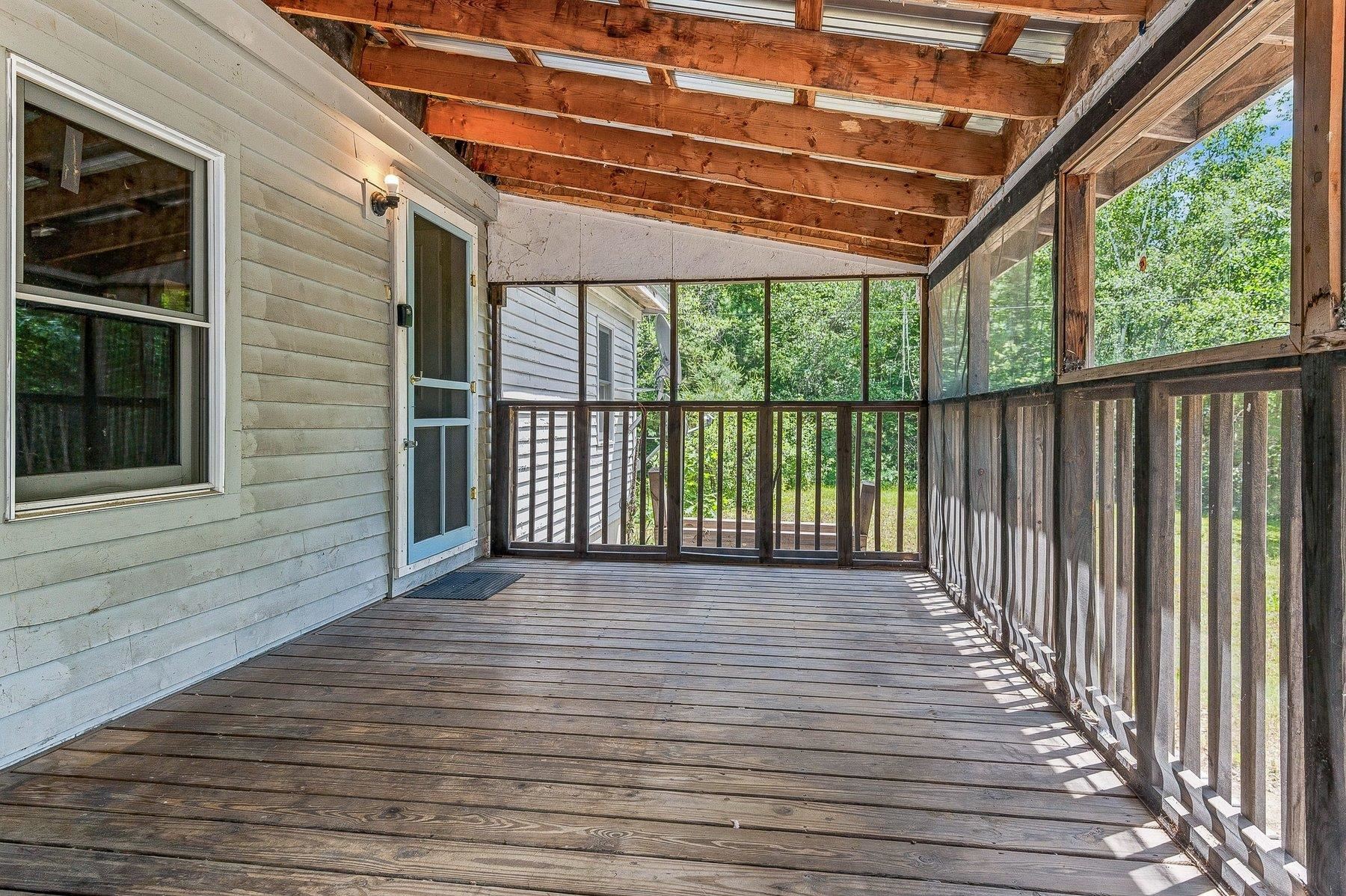 99 Pine Ridge Rd, Middleton, NH 03887