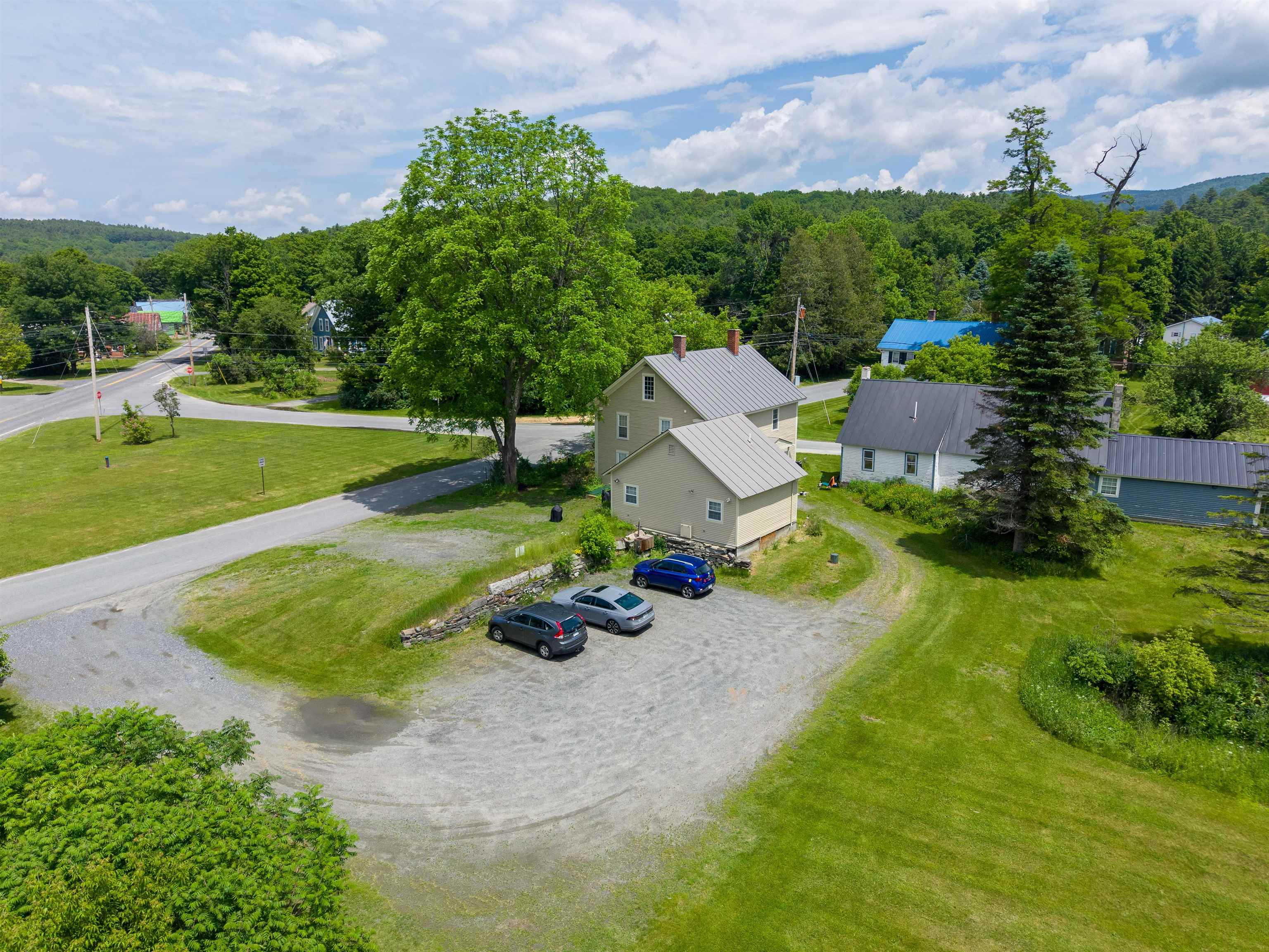 12 School St, Cornish, NH 03745