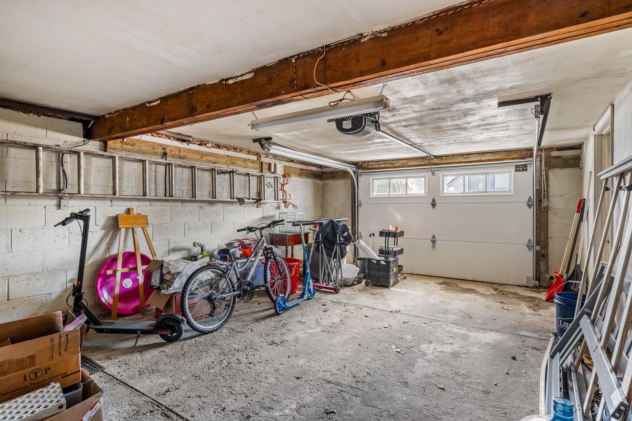 6 Messer Ave, Salem, NH 03079