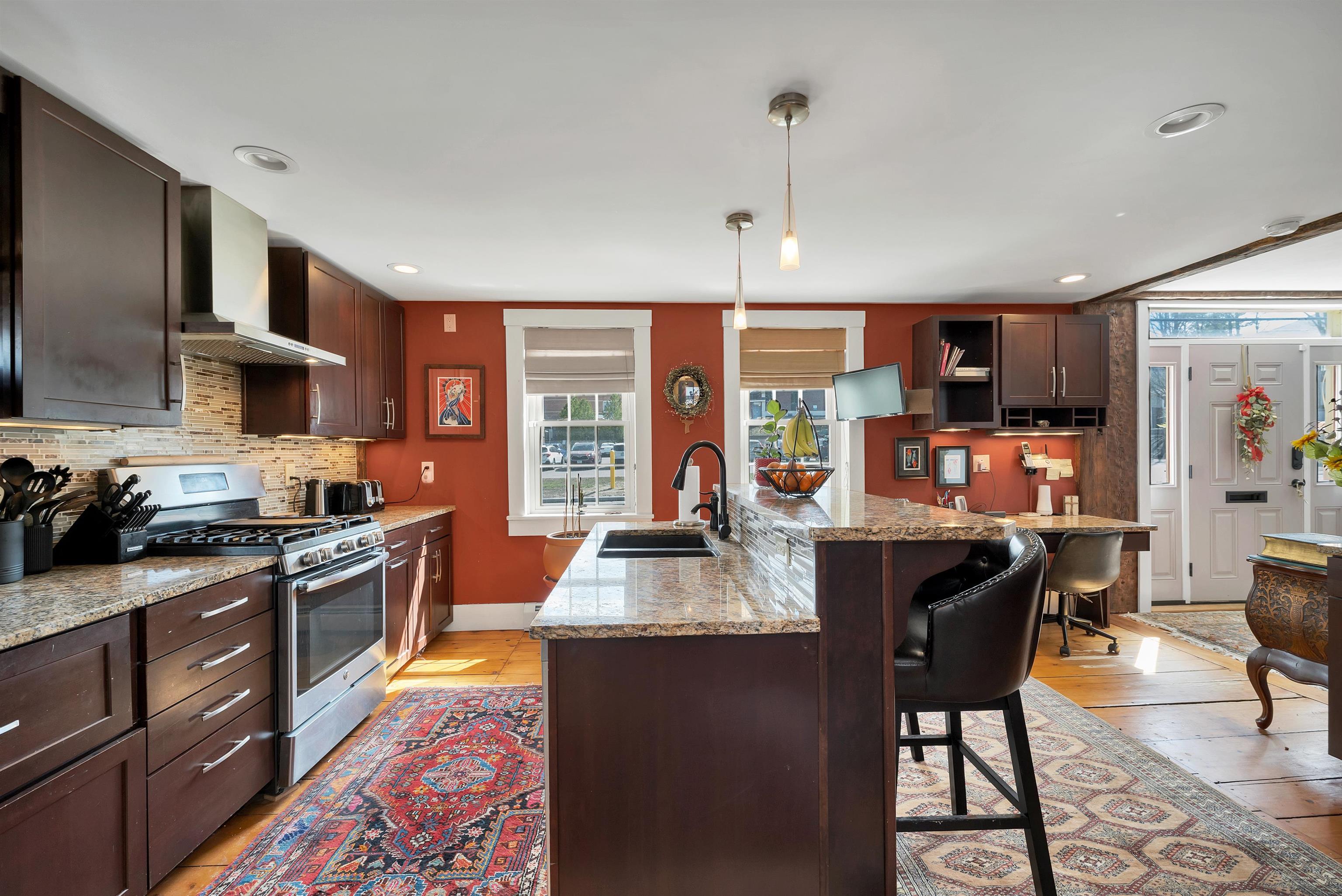 Eat in kitchen and pantry