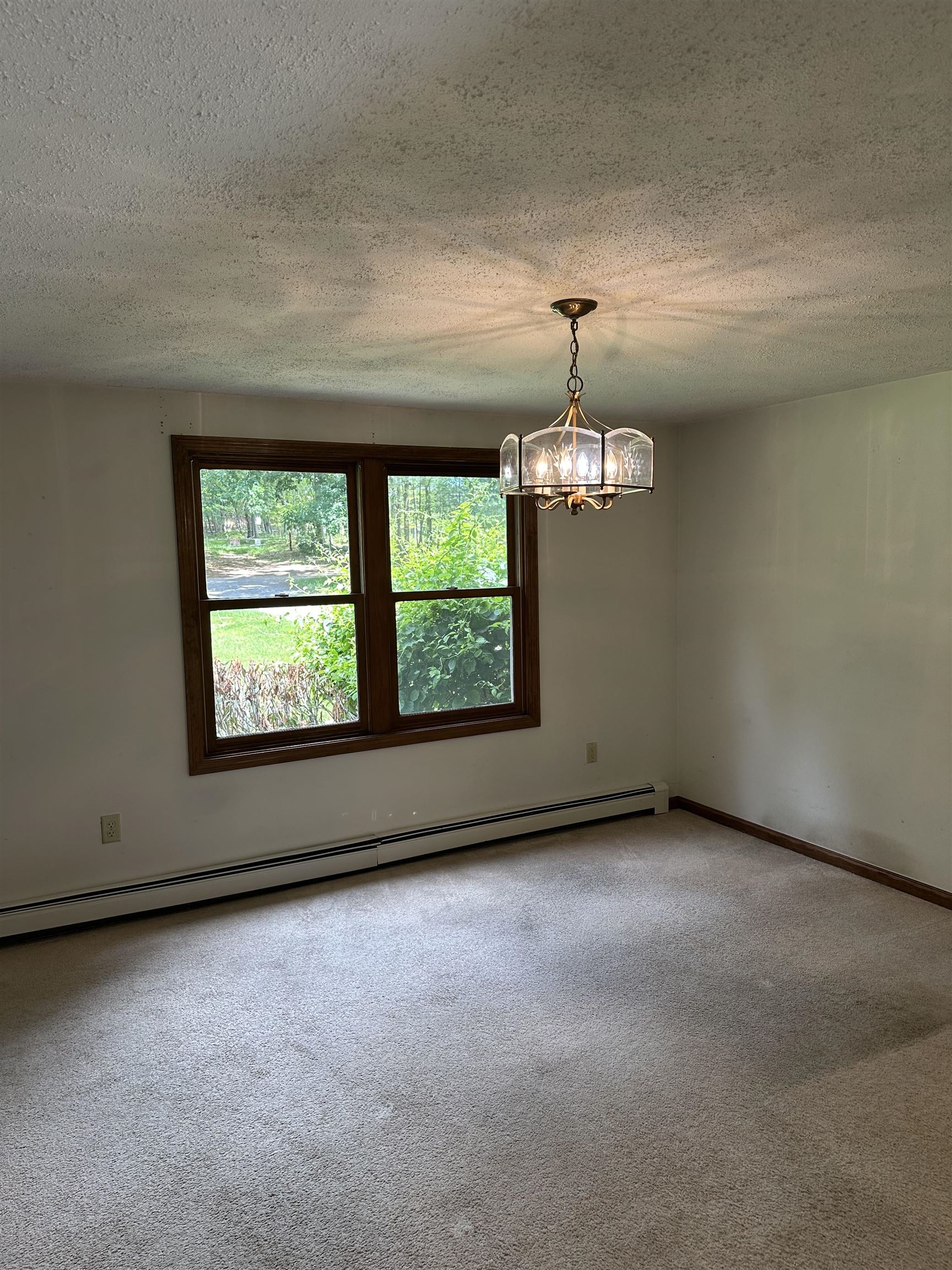 55 Thorton West Rd, Merrimack, NH 03054