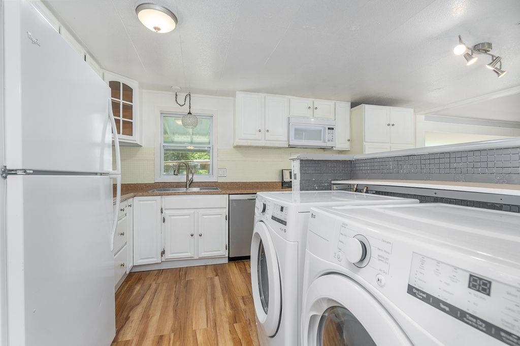10 Knights Ln, Epsom, NH 03234