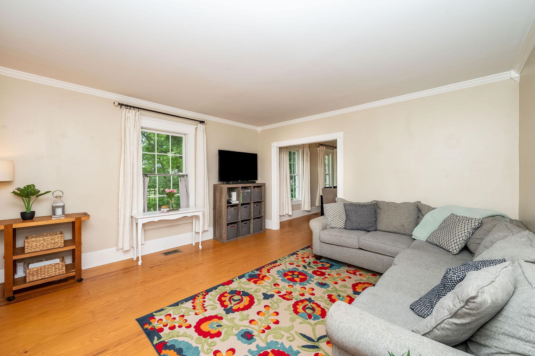 8 Prospect St, Rochester, NH 03867