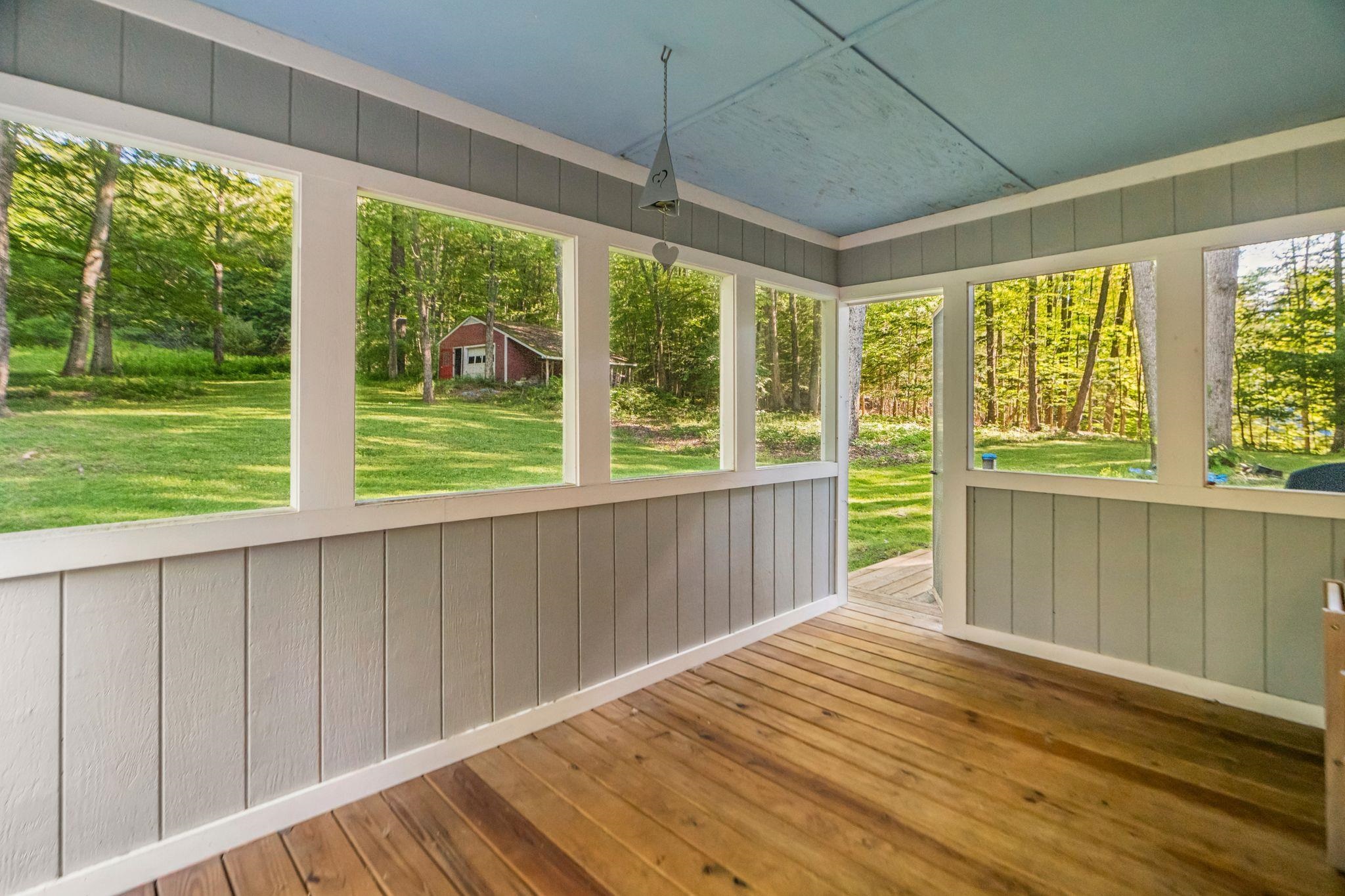 Screen porch 25578178