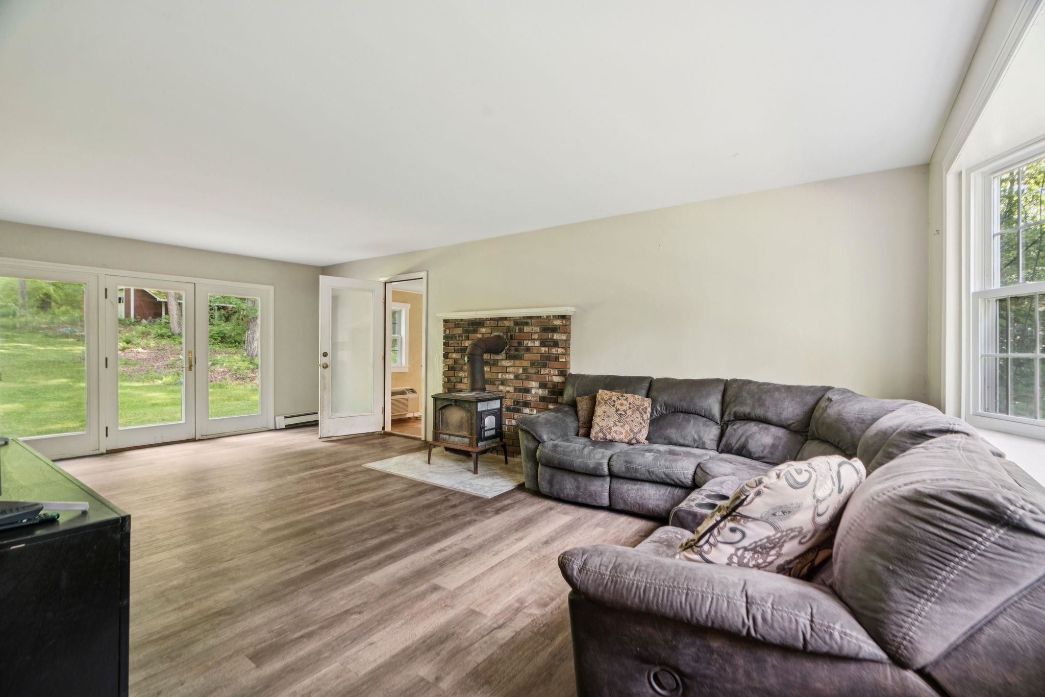 Living room 25578164