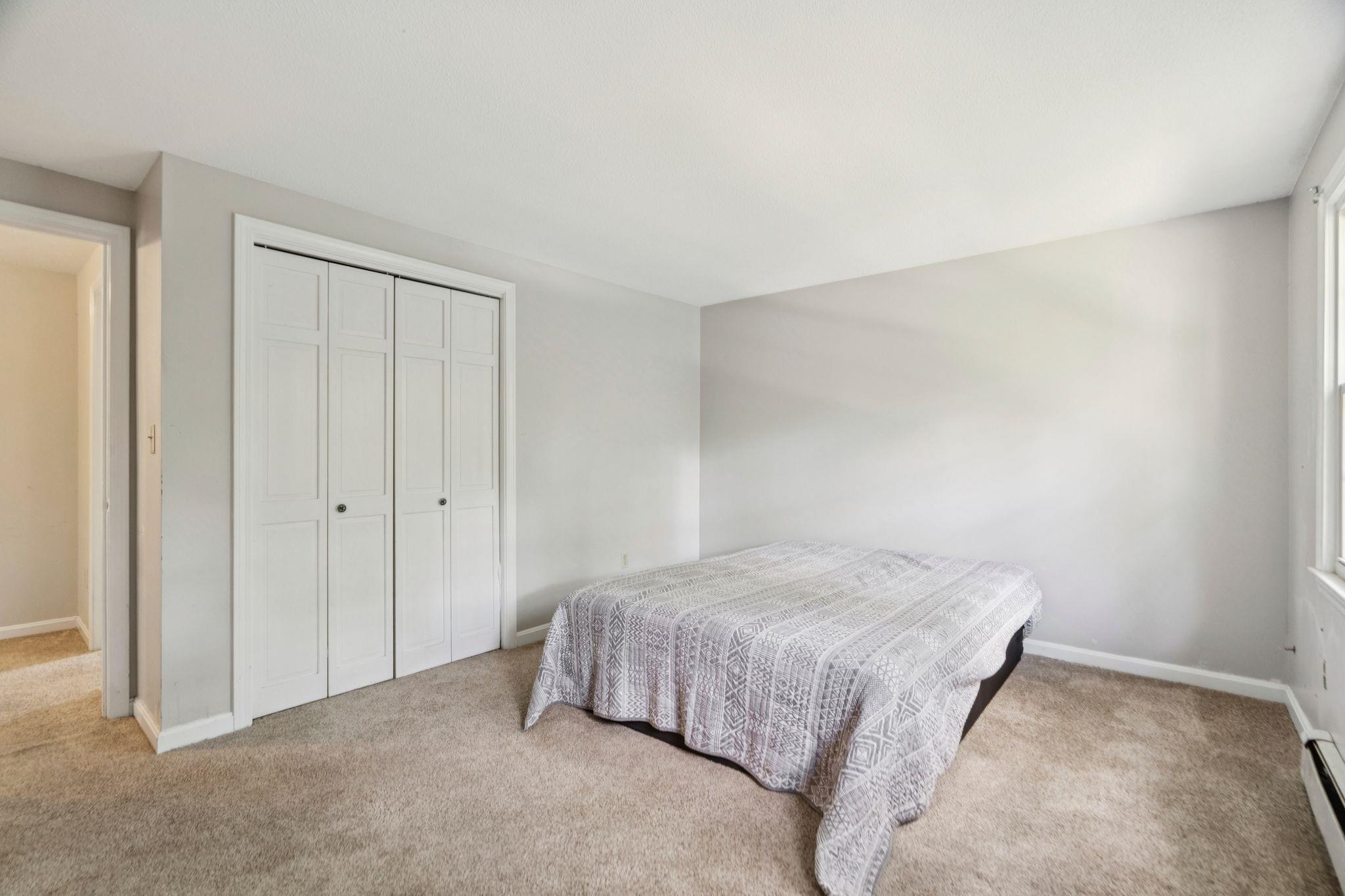 Bedroom 02 25578167