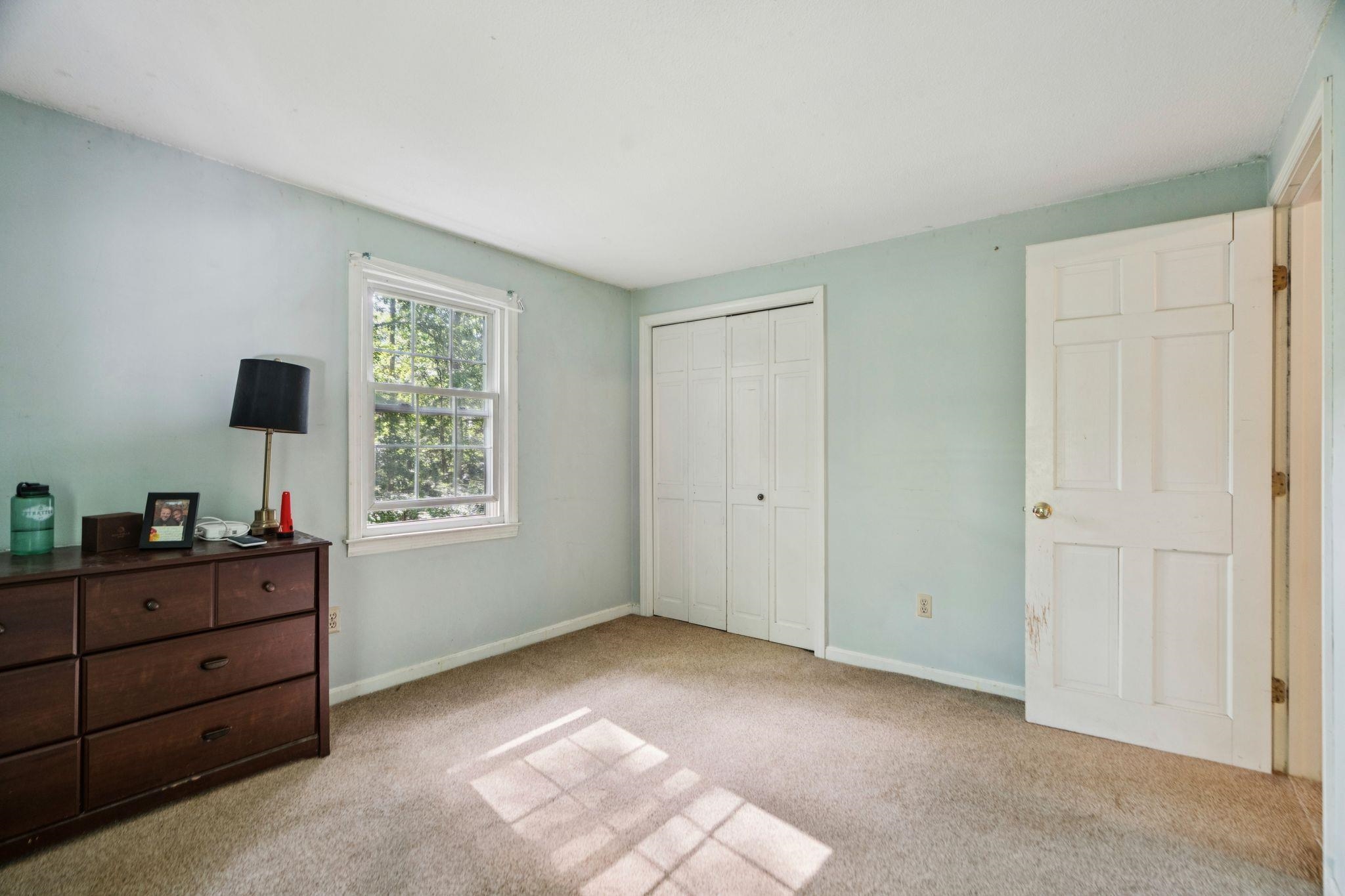 Bedroom 03 25578173