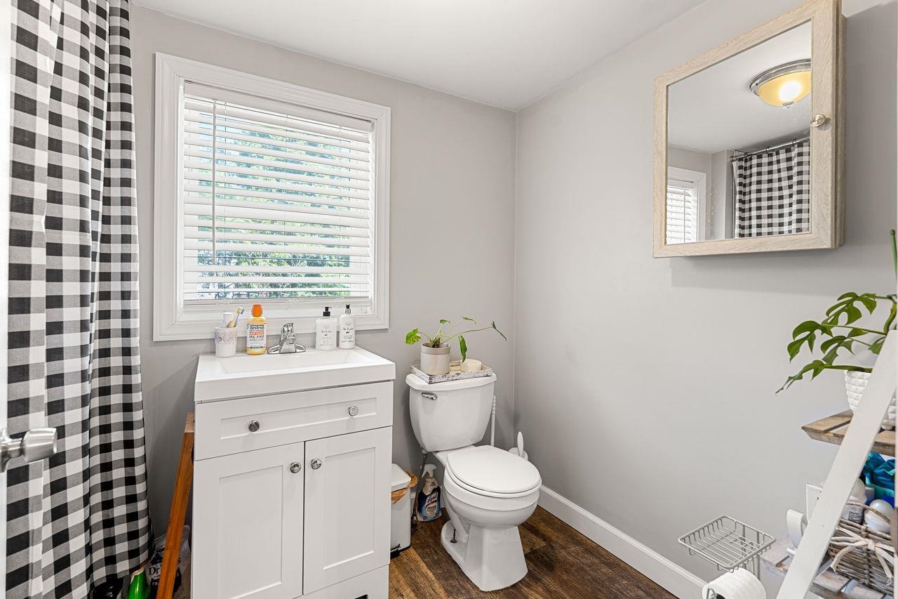 110 Robinson St, Manchester, NH 03104