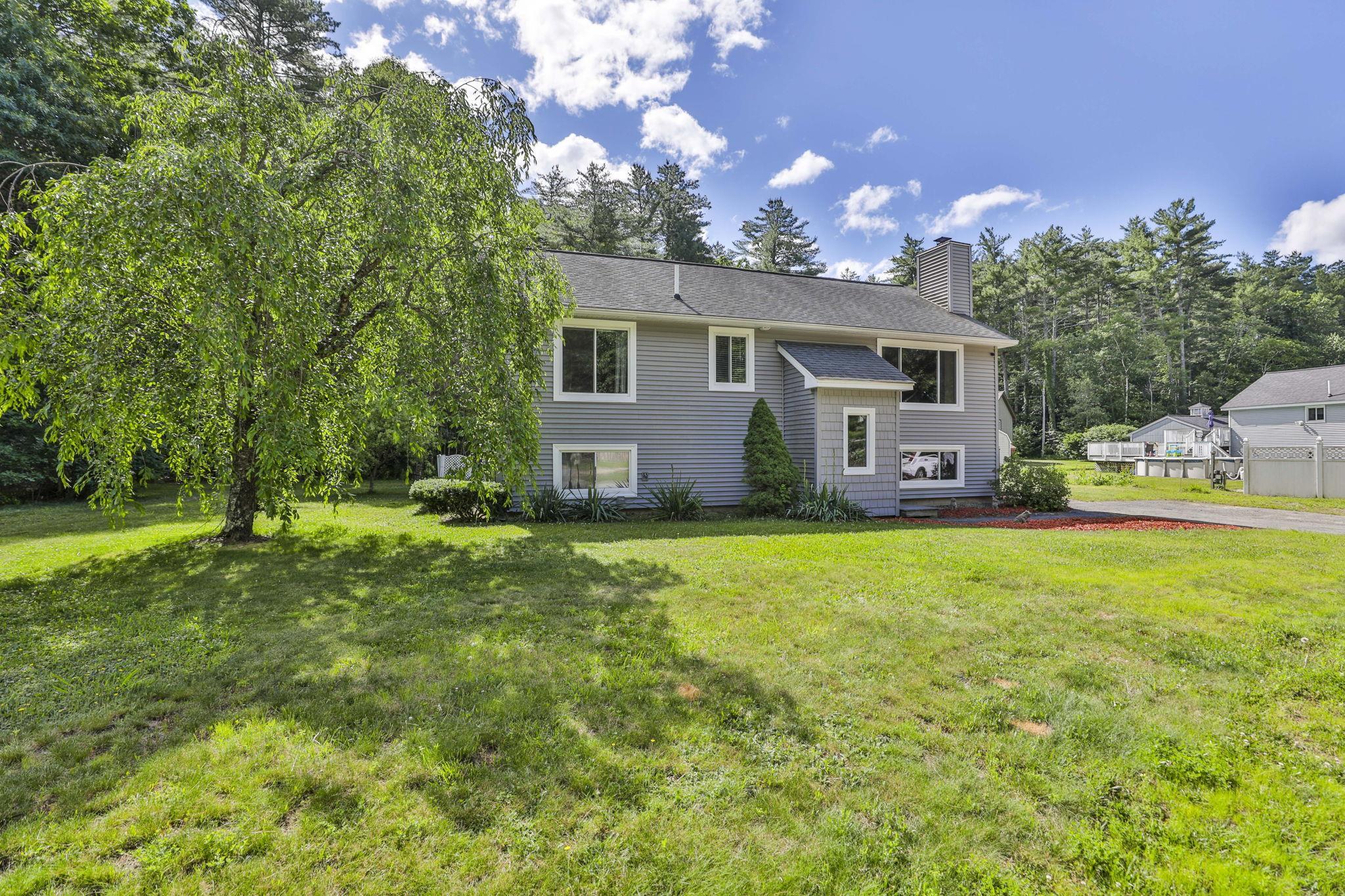 3 Friar Tuck Ct, Merrimack, NH 03054