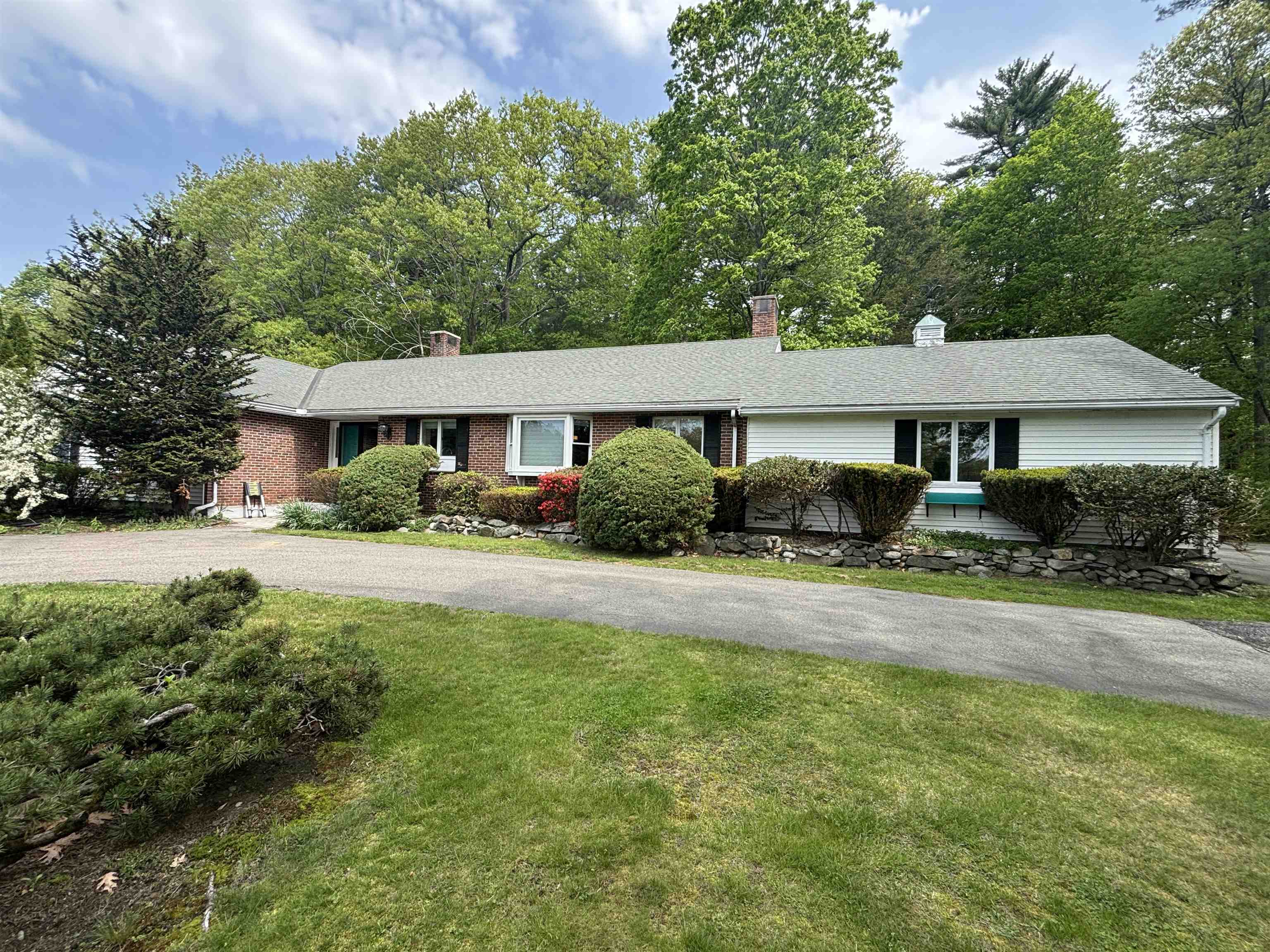 439 Exeter Rd, Hampton, NH 03842-1004