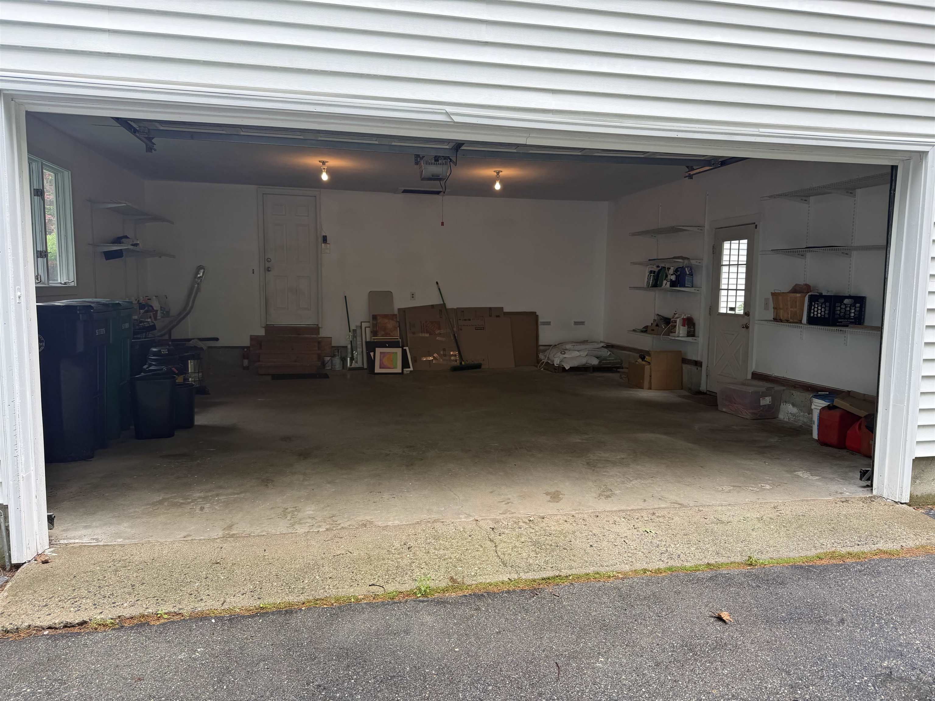 439 Exeter Rd, Hampton, NH 03842-1004
