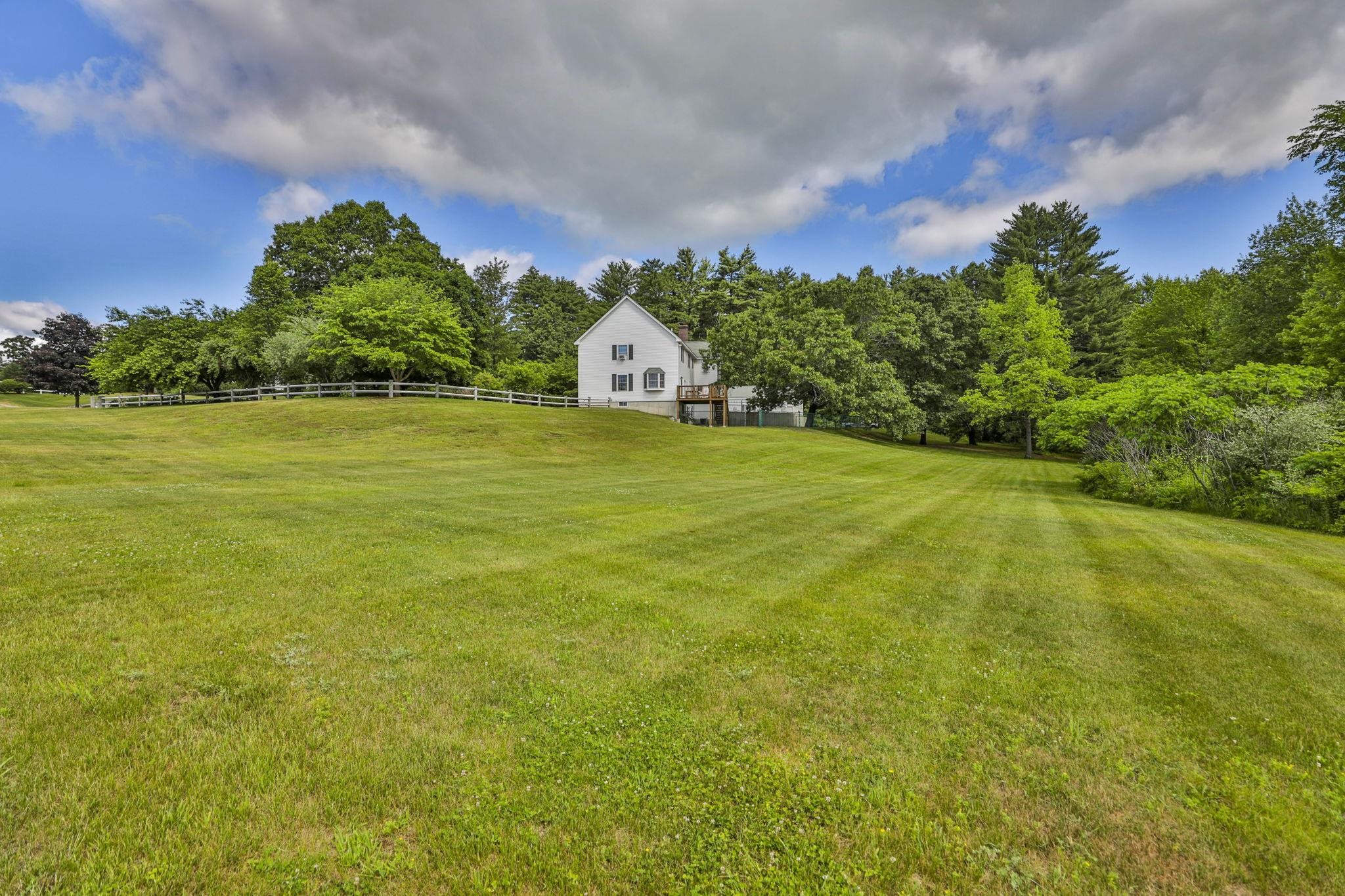 66A Merrimack Rd, Amherst, NH 03031