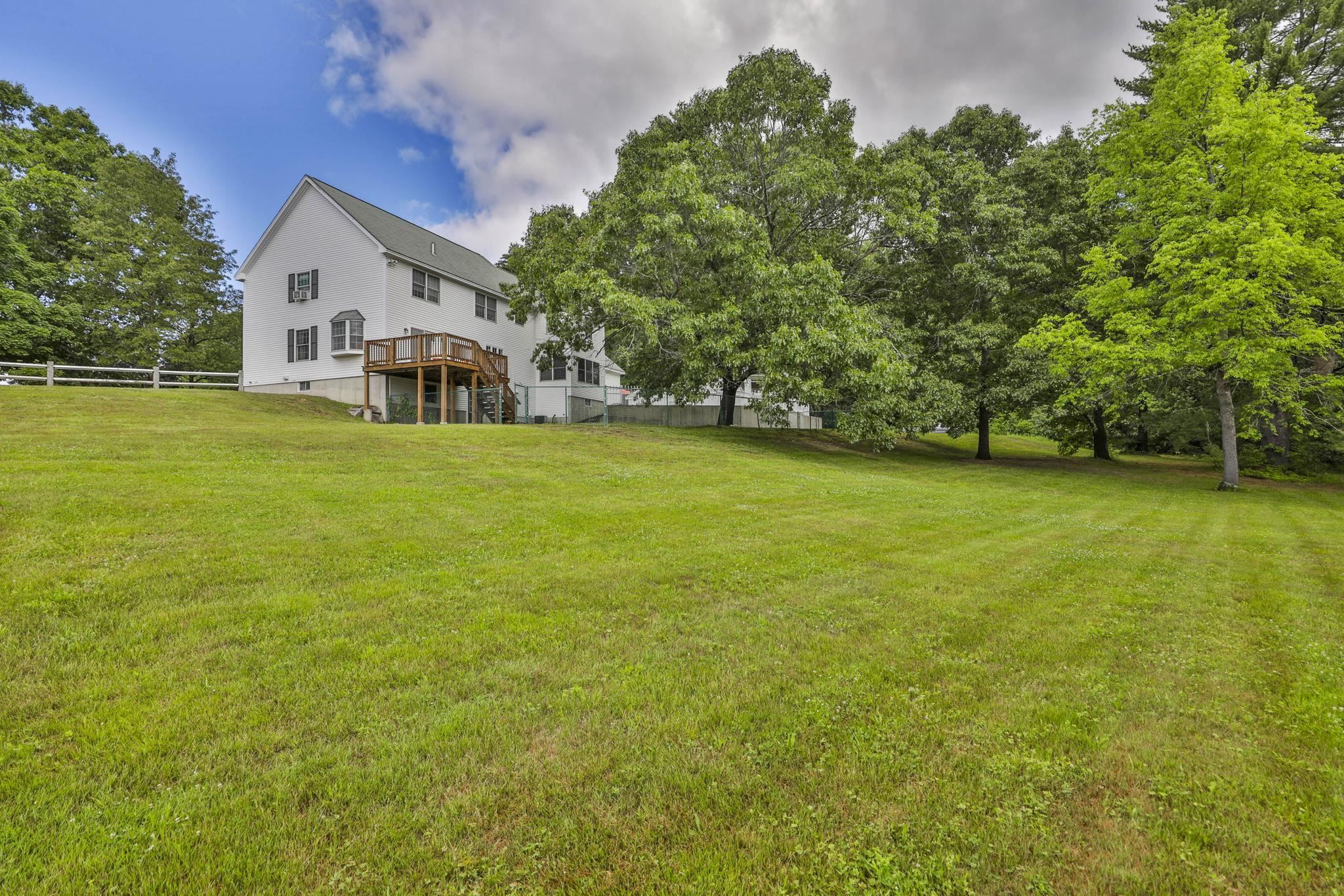 66A Merrimack Rd, Amherst, NH 03031
