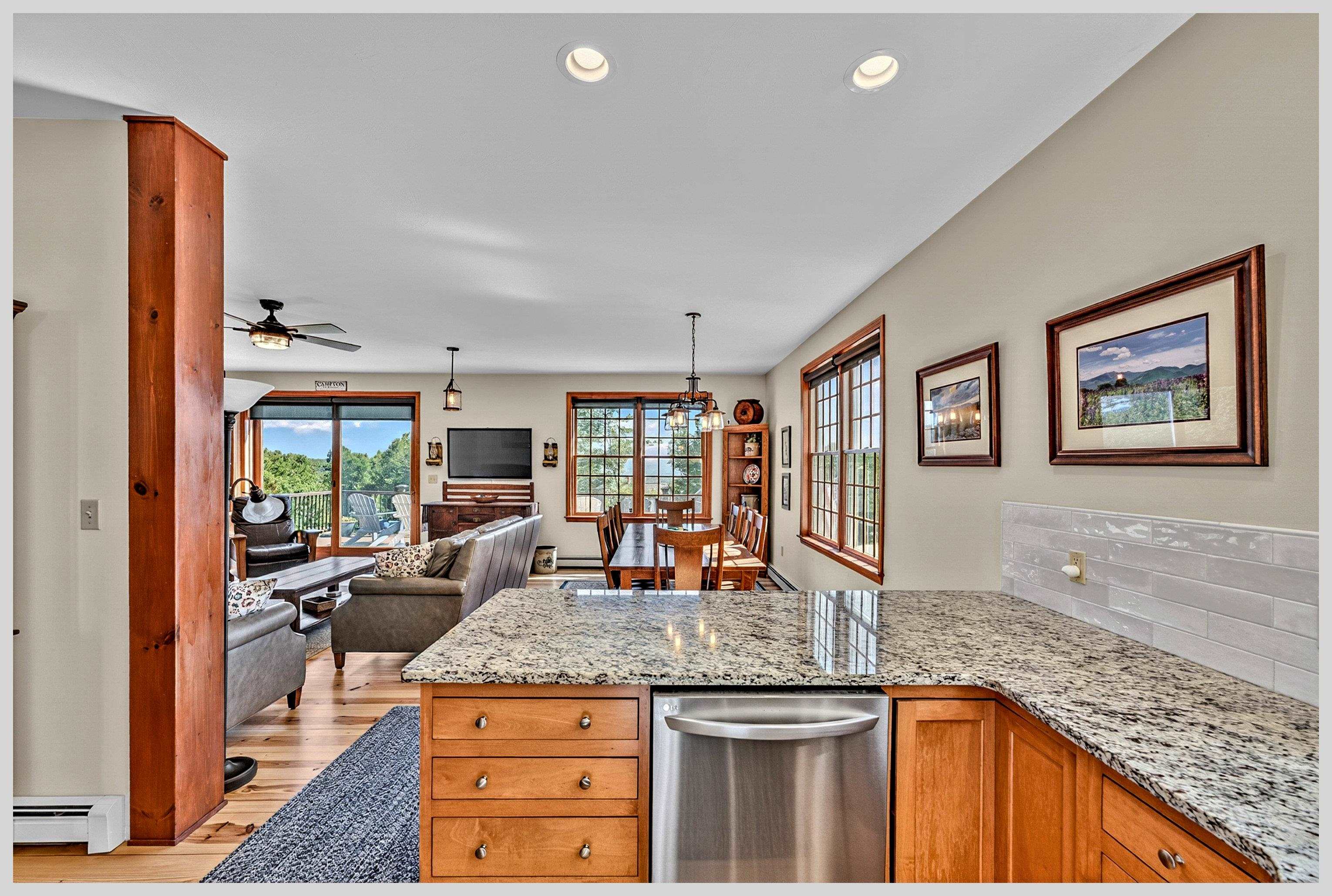 11 Loft Cir, Campton, NH 03223