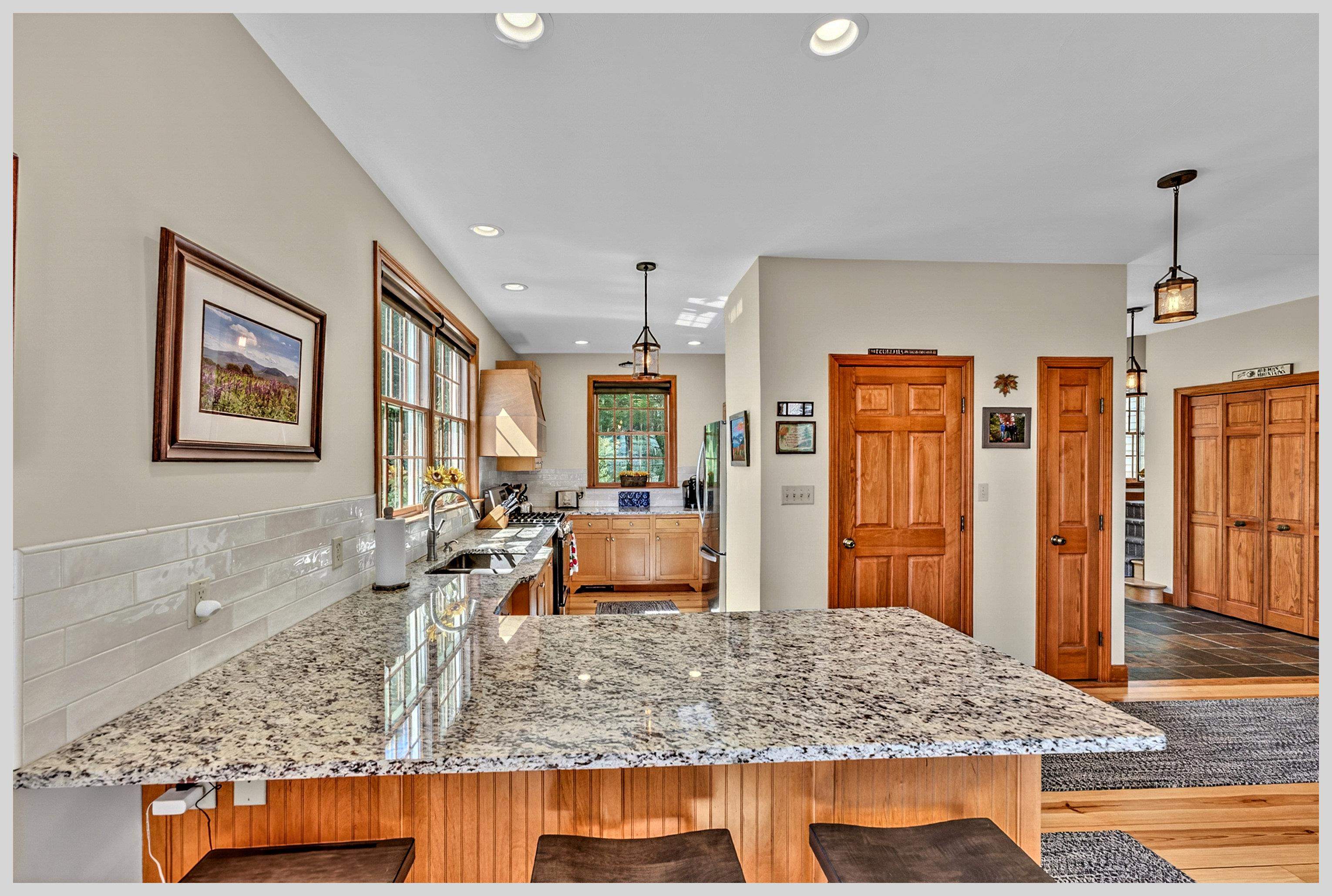 11 Loft Cir, Campton, NH 03223