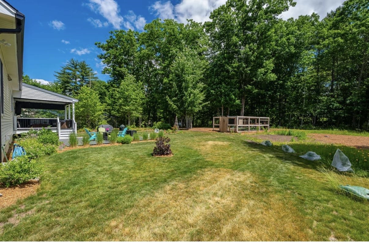 19 Peterson Rd, Rochester, NH 03839