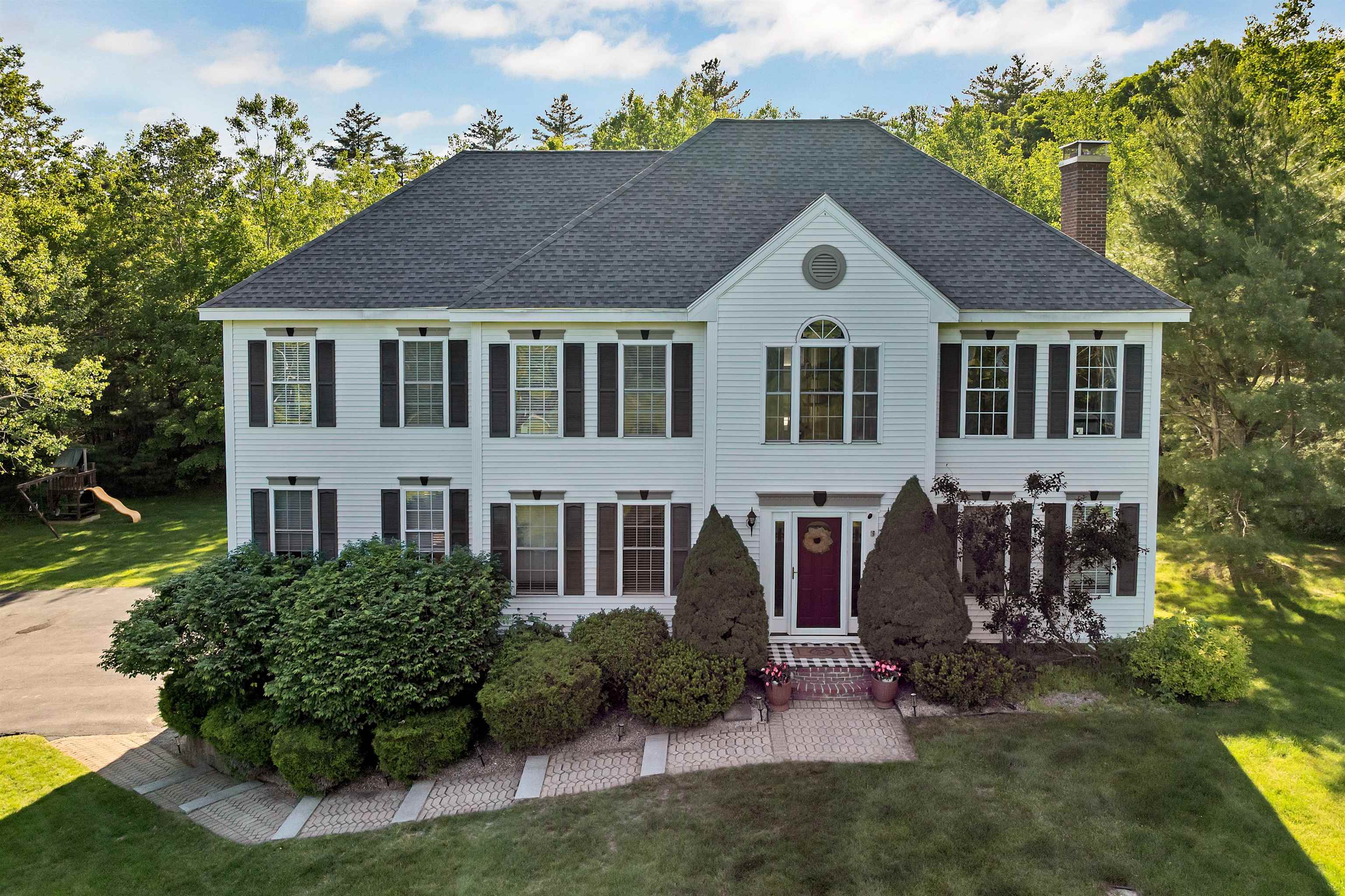 12 Longmeadow Rd, Windham, NH 03087