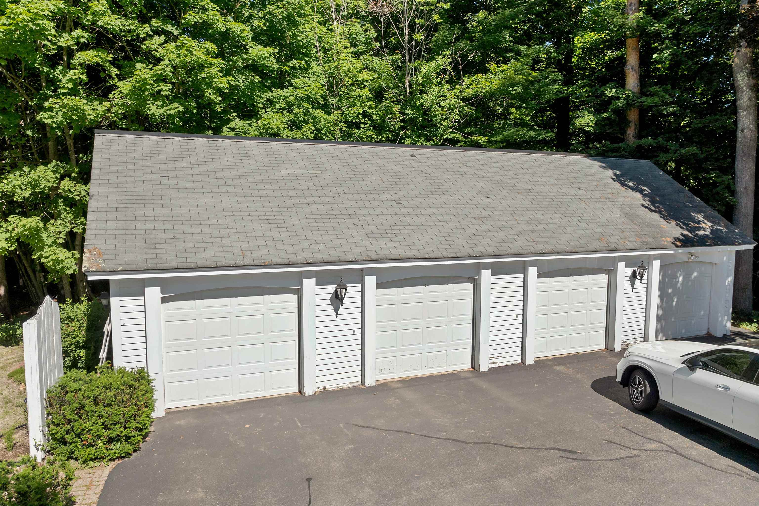 4 Farmhouse Ln, Wolfeboro, NH 03894