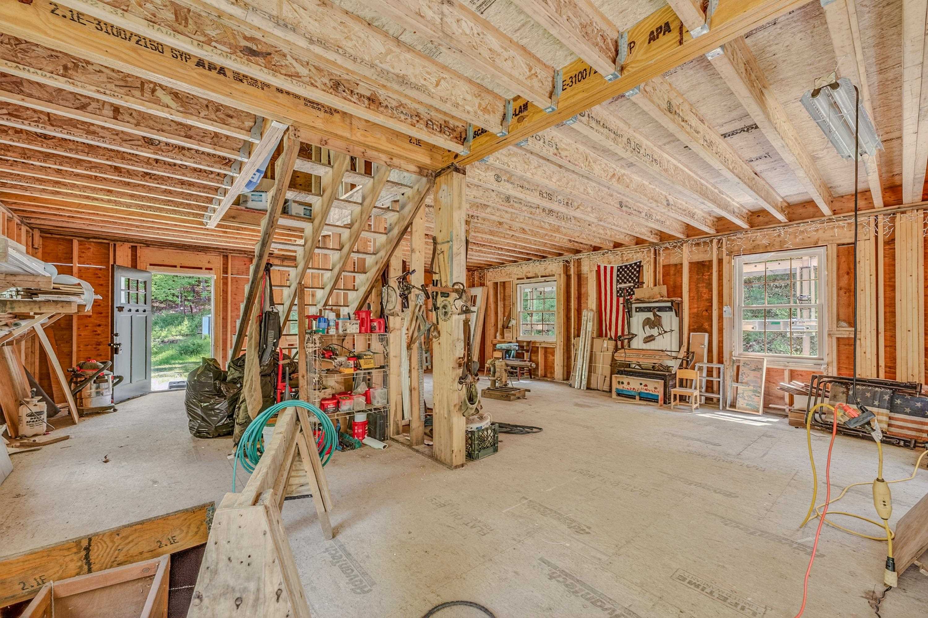 64 Beaver Pond Rd, Lyman, NH 03585