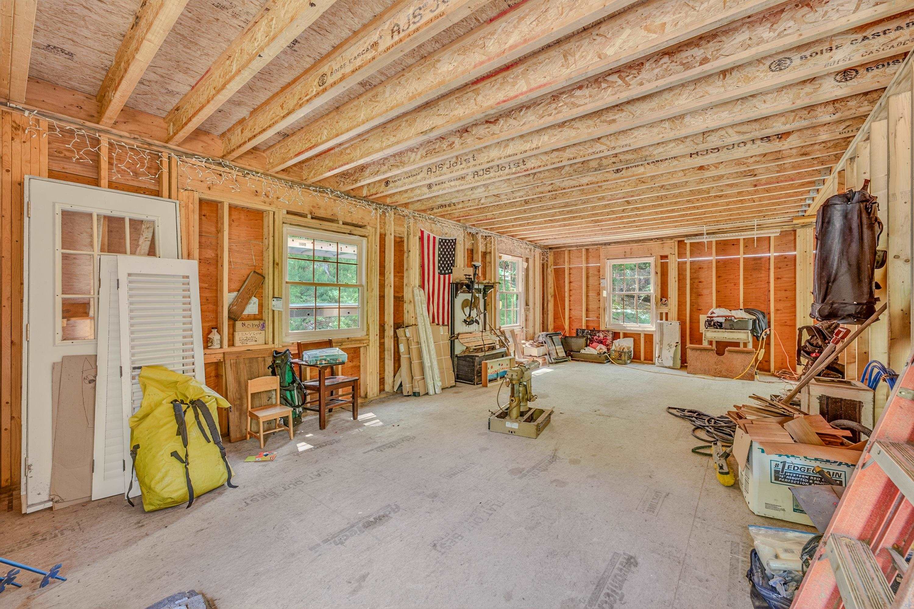 64 Beaver Pond Rd, Lyman, NH 03585