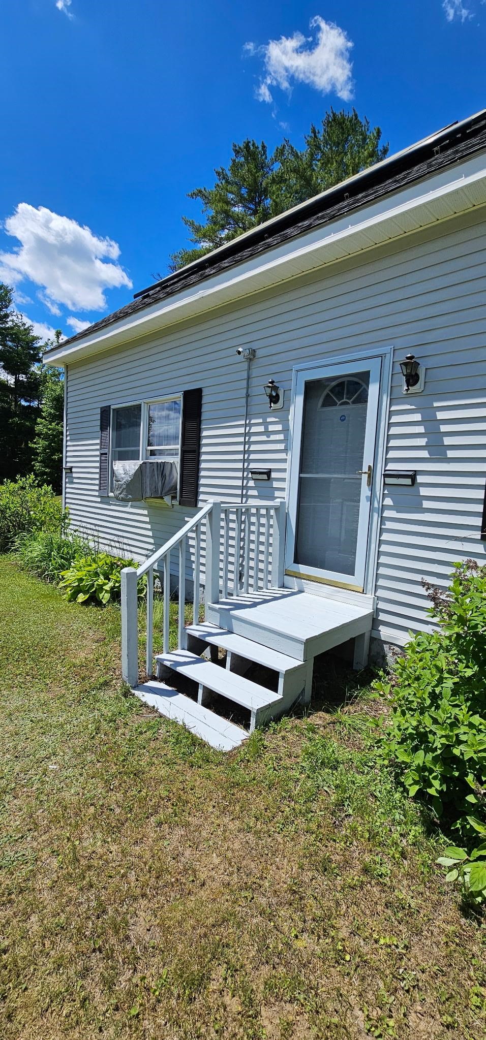 14 Cloutier Rd, Northumberland, NH 03584
