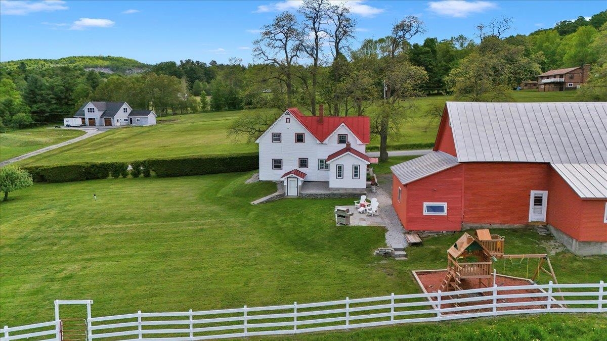 Property photo 43