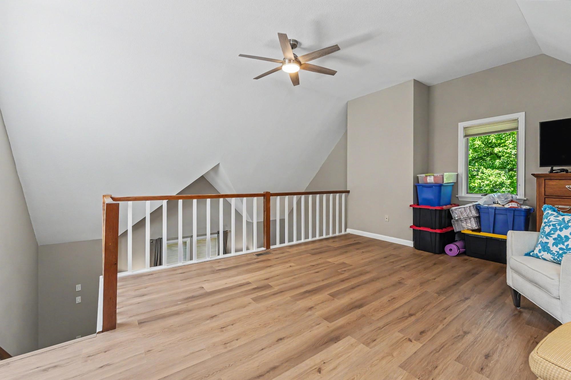 3 Salisbury Rd, Nashua, NH 03064