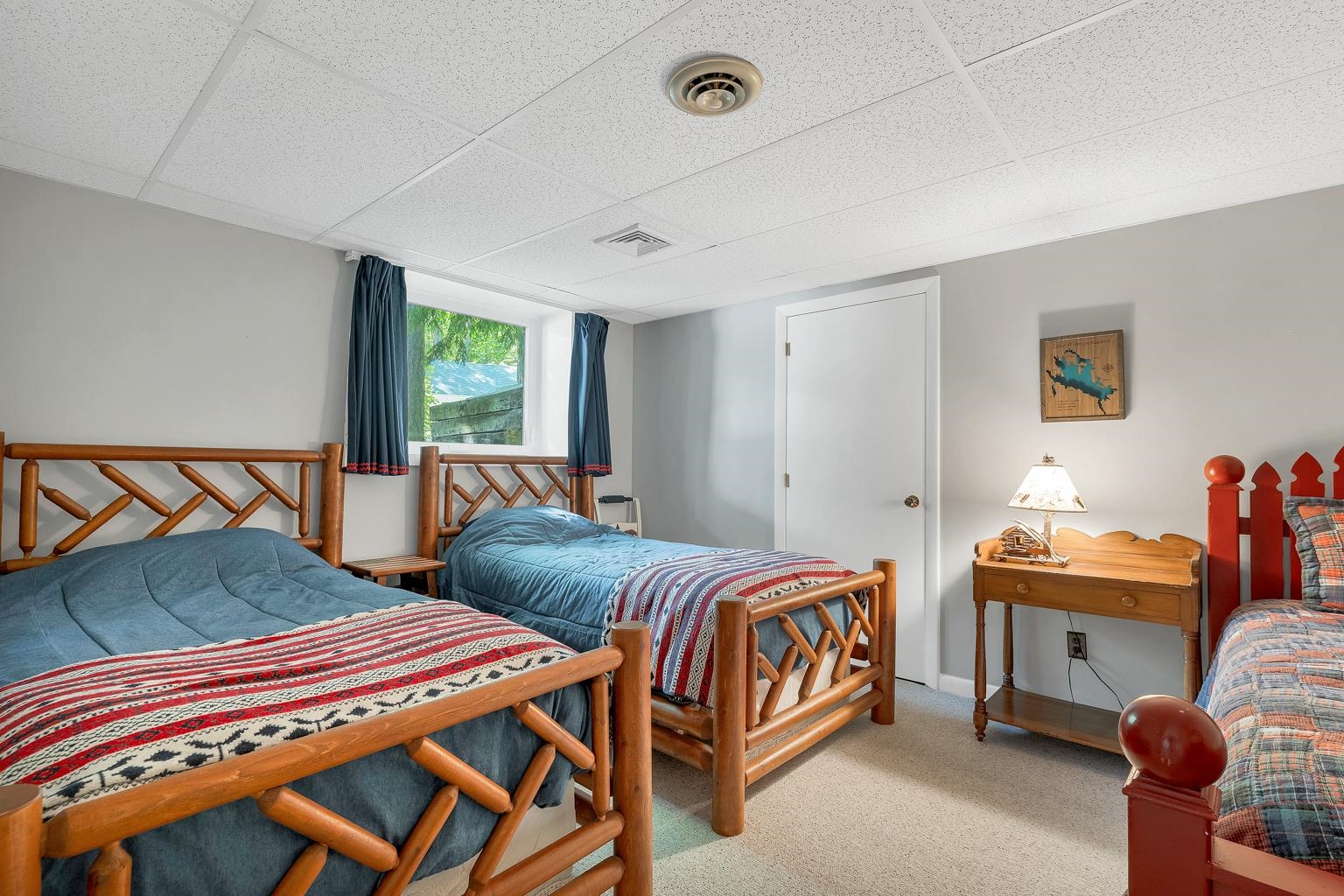 20 Governor Wentworth Hw, Tuftonboro, NH 03853