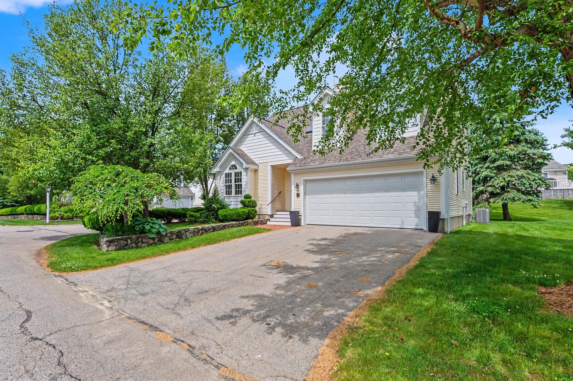 4 Hampton Meadows, Hampton, NH 03842-1810