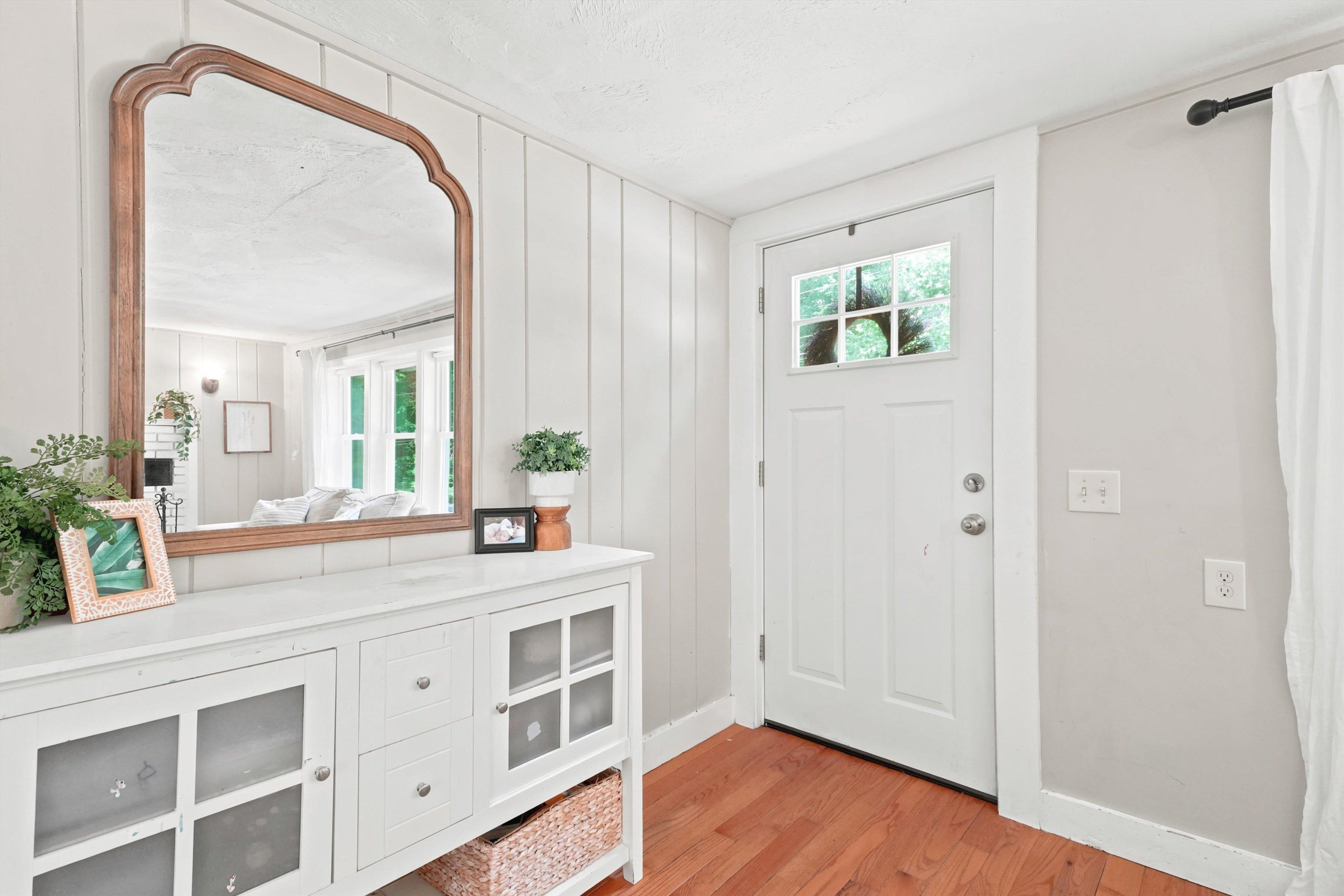 218 Hayden Rd, Hollis, NH 03049