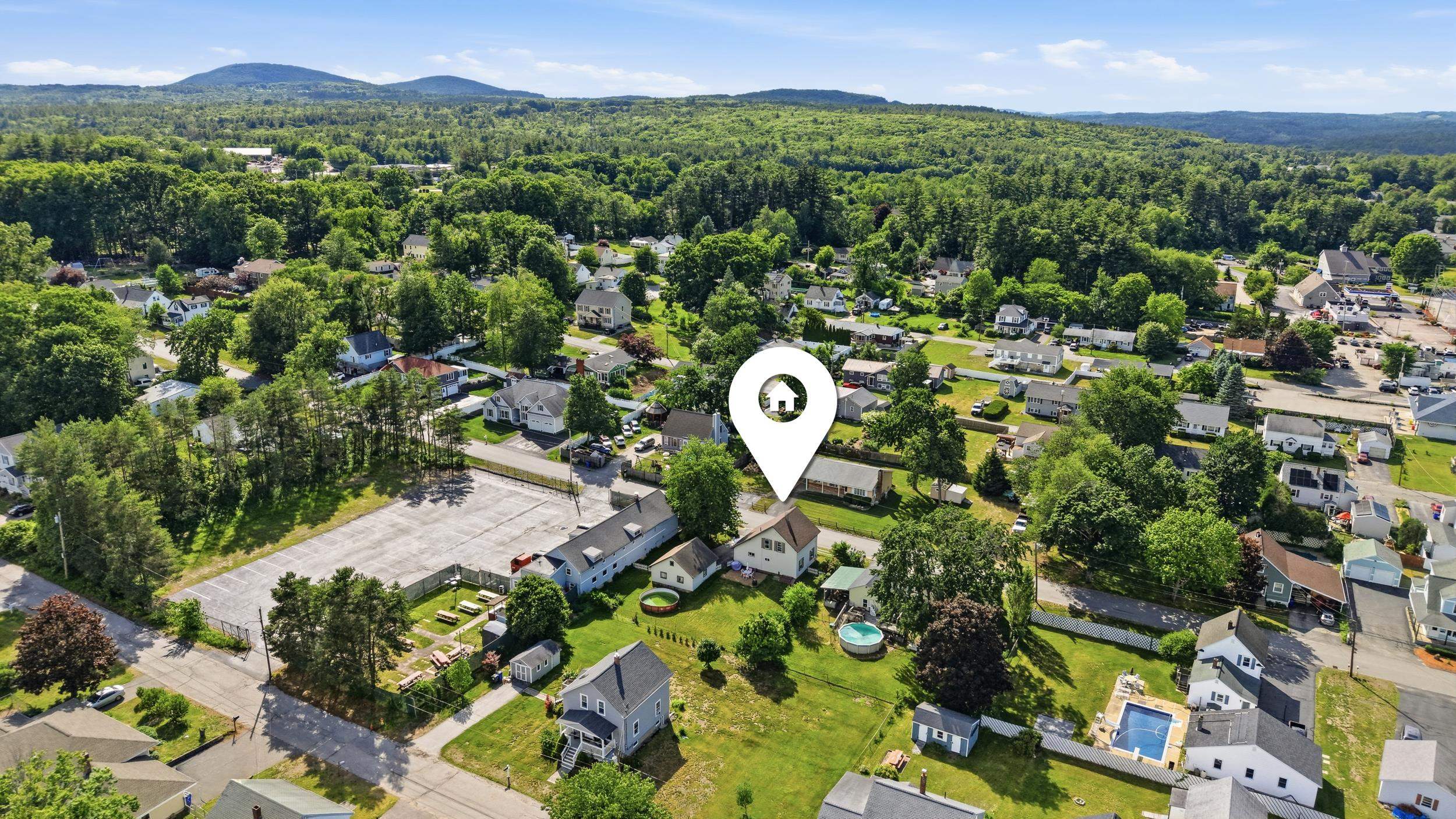 11 Pershing St, Manchester, NH 03102