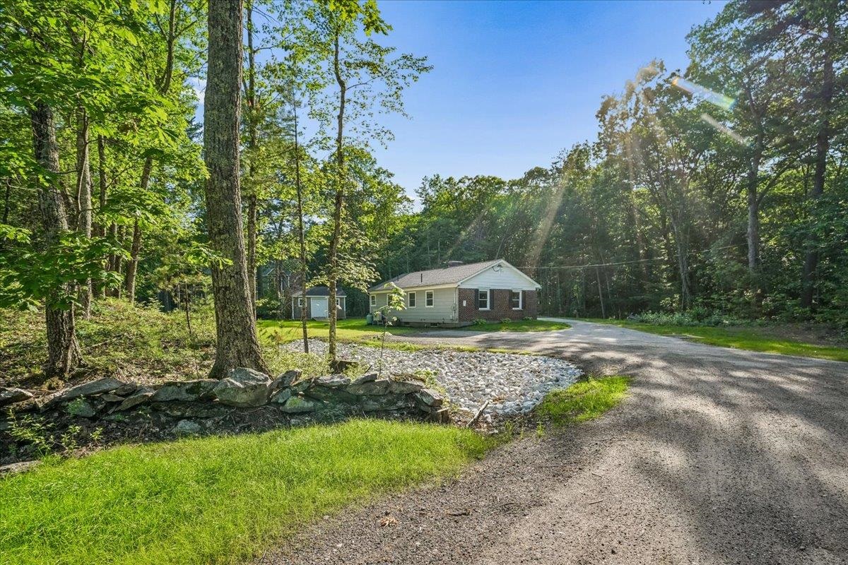 319 Windham Rd, Pelham, NH 03076