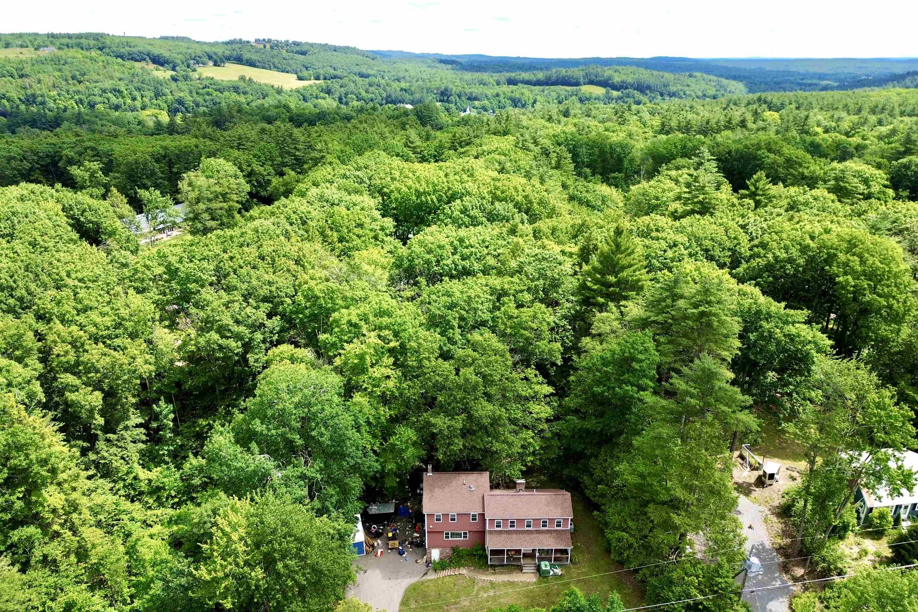 60 Abbot Hill Acres Rd, Wilton, NH 03086